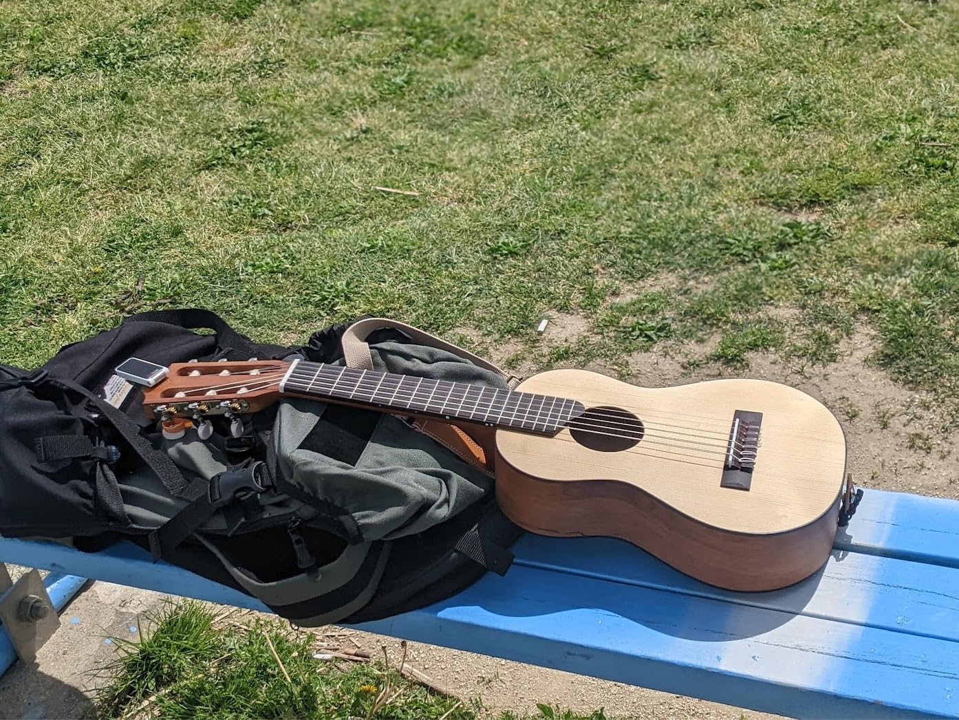 Yamaha GL1 Guitalele 6 Corde Naturale con Borsa