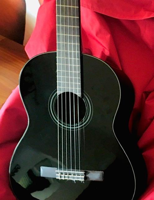 Yamaha C40BLII Chitarra Classica 4/4 Nera 6 Corde Nylon Principianti