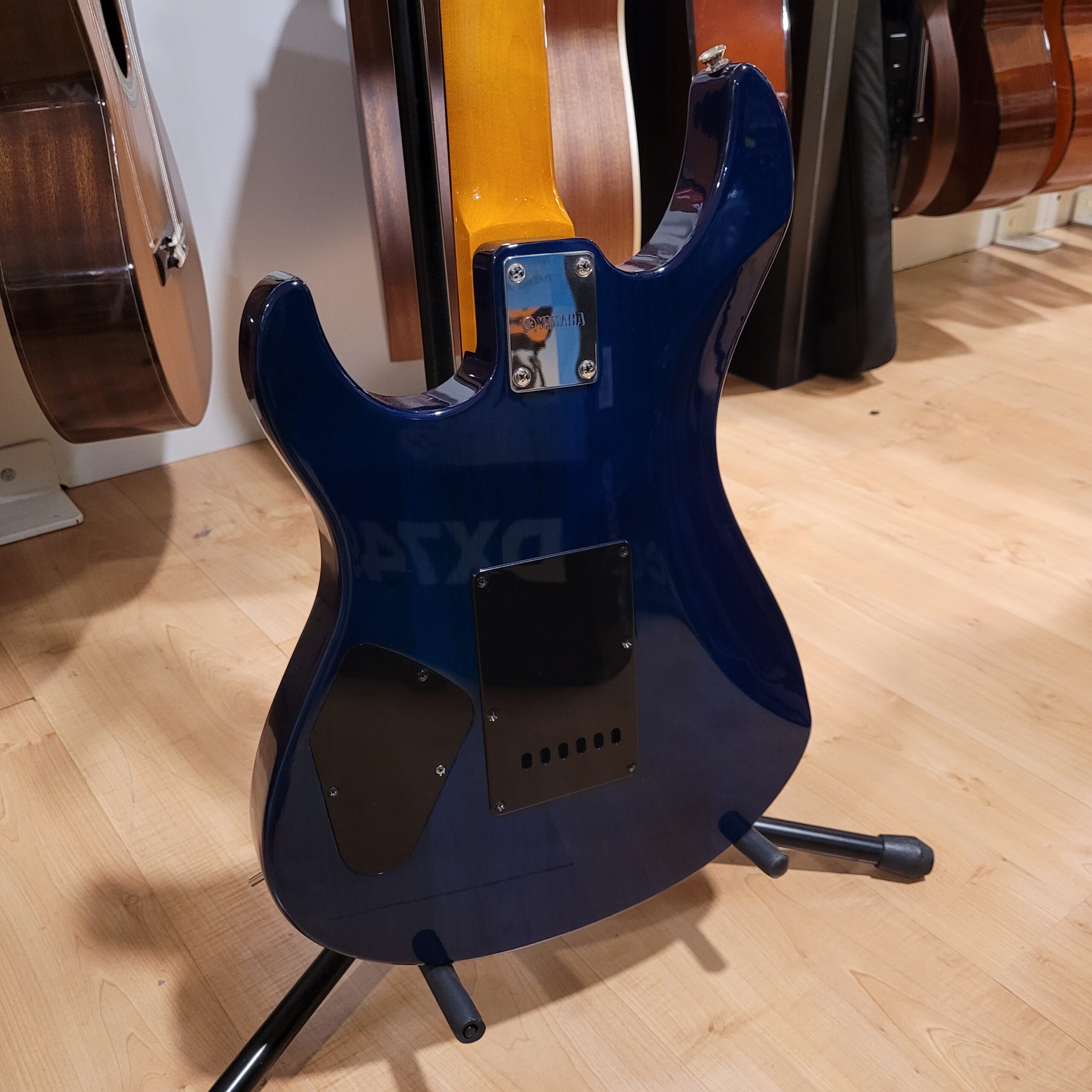 Yamaha Pacifica PAC612VIIFM Chitarra Elettrica Trans Blue
