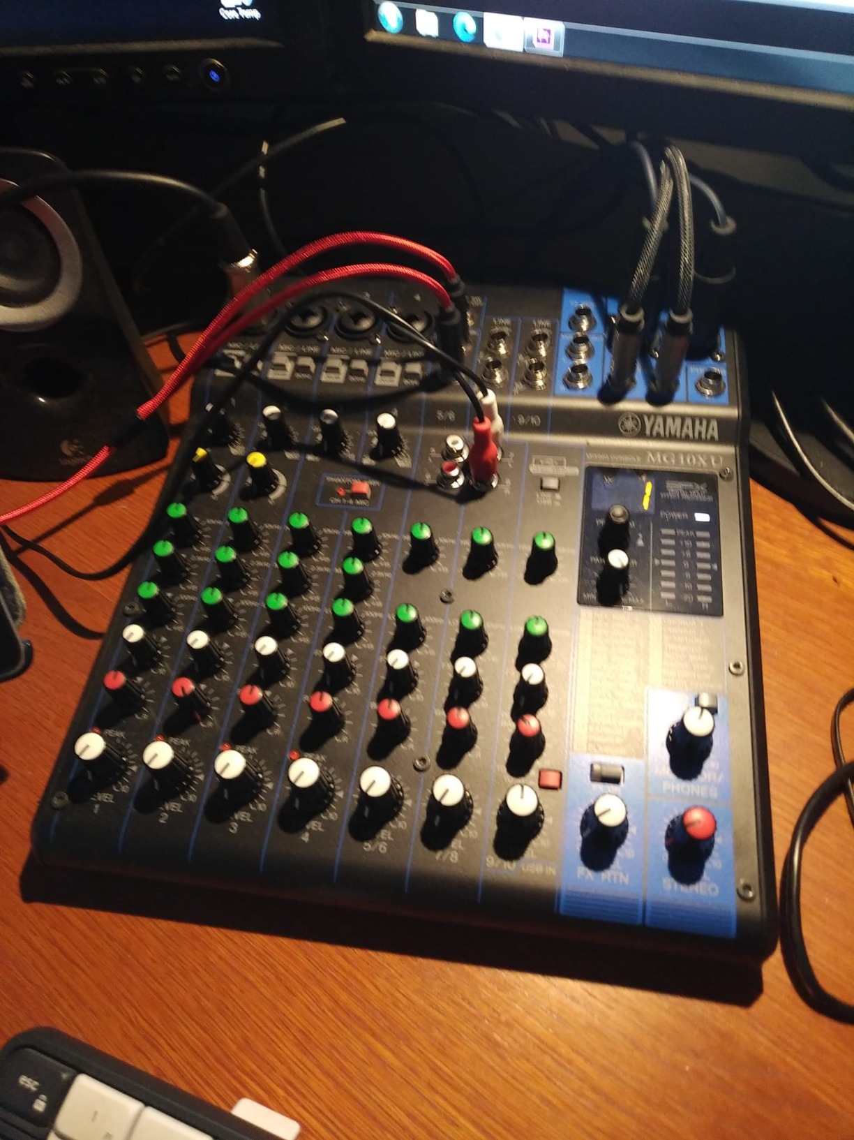 Yamaha MG10XU Mixer 10 Canali USB Effetti SPX D-PRE
