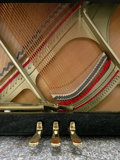 Kawai K8 pianoforte verticale usato 134 cm professionale