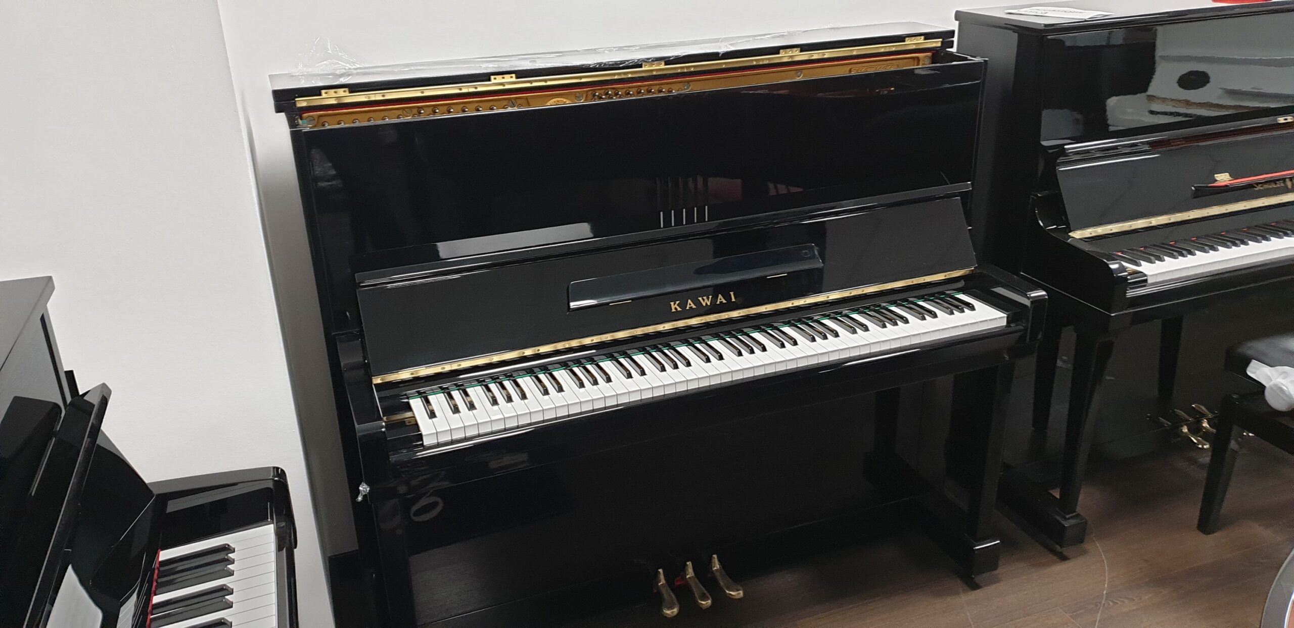 Kawai KS-1 Pianoforte Verticale Nero Lucido Revisionato