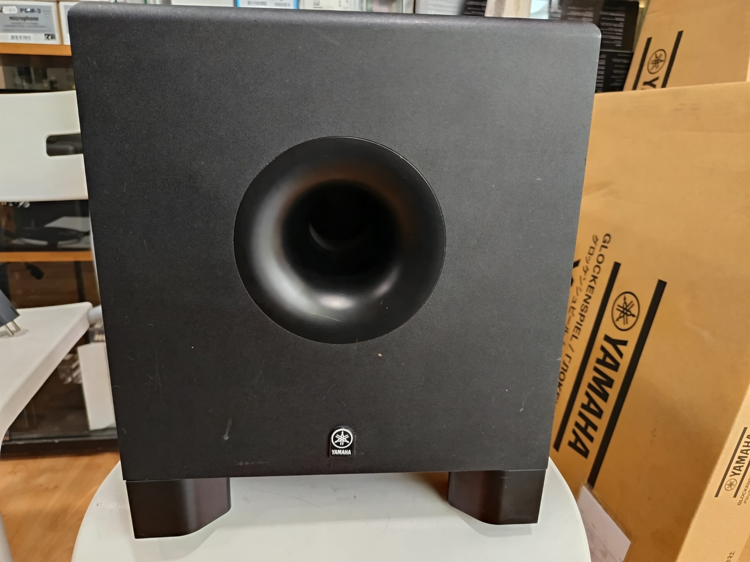 Yamaha HS10W subwoofer attivo usato monitor studio