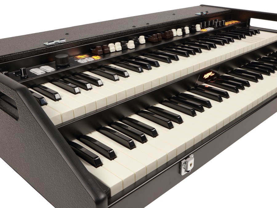 Crumar Mojo Suitcase organo elettrico portatile drawbar