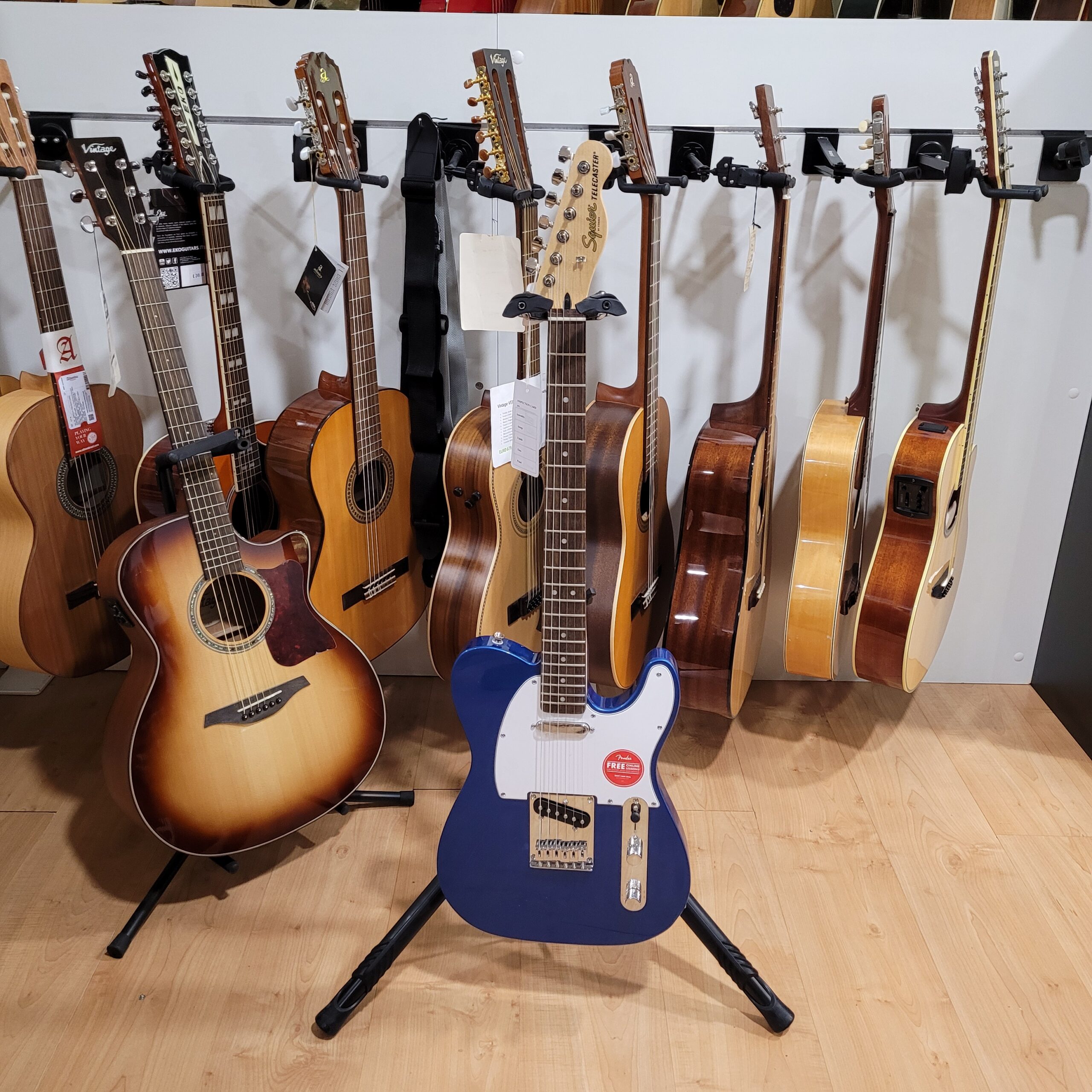 Squier Affinity Telecaster Chitarra Elettrica Lake Placid Blue