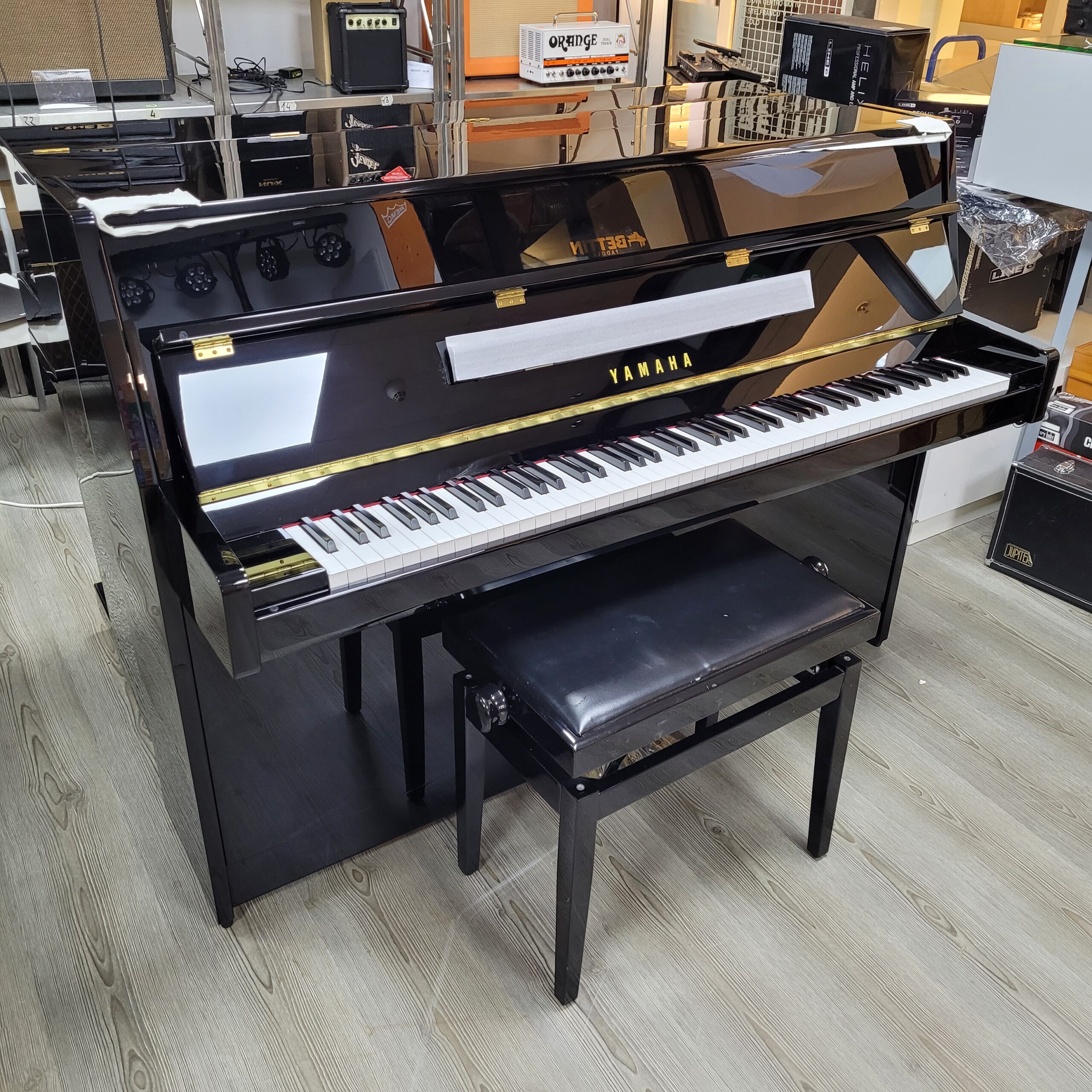 Yamaha B1 PE Silent pianoforte verticale nero seminuovo