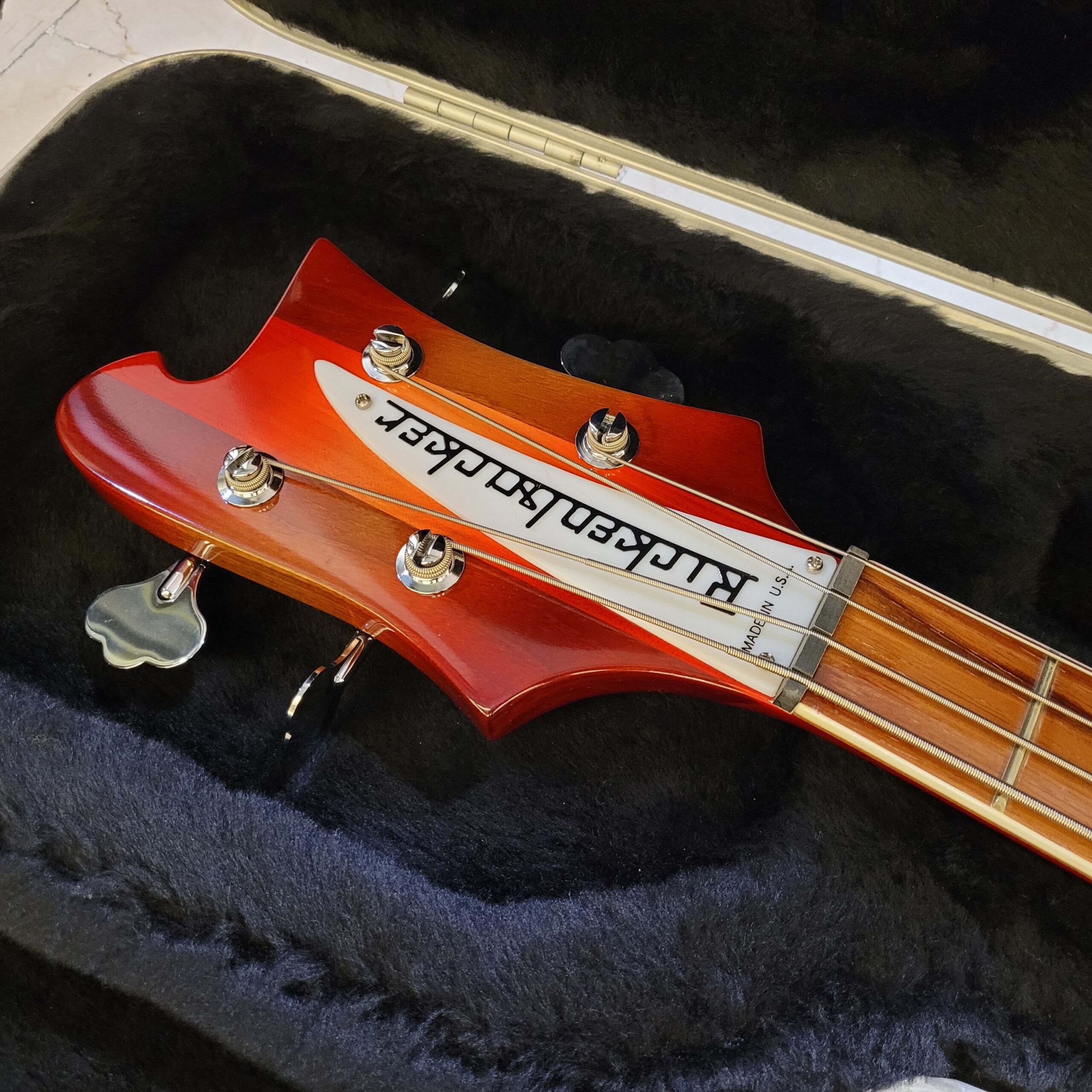 Rickenbacker 4003 basso elettrico solid body acero