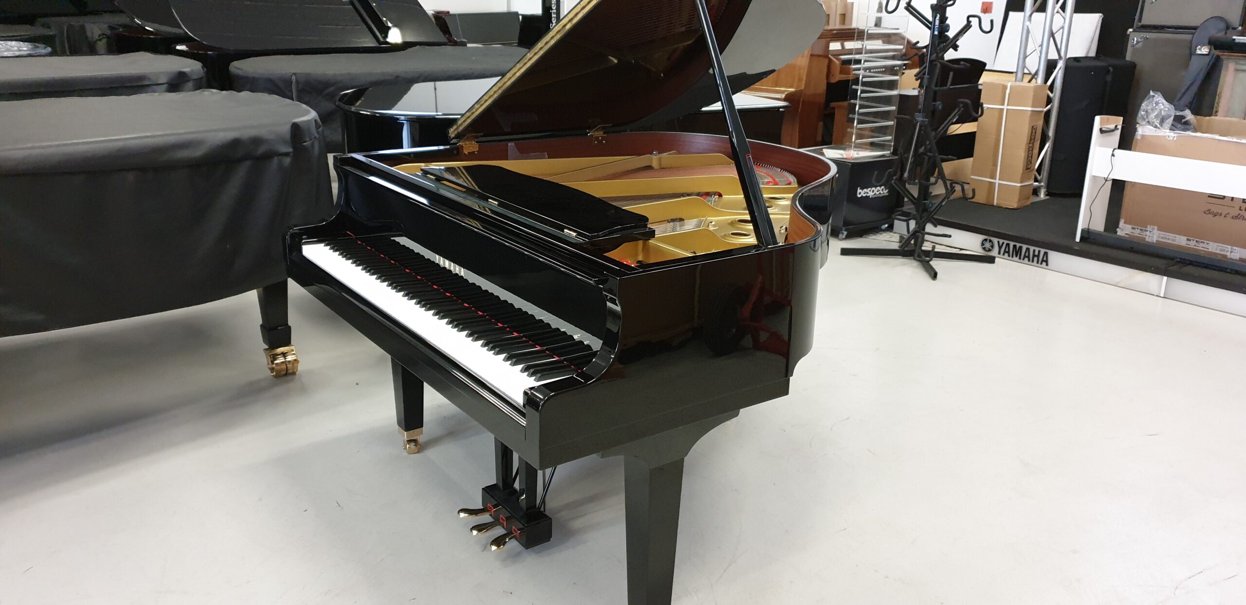 Yamaha A1 pianoforte a coda codino