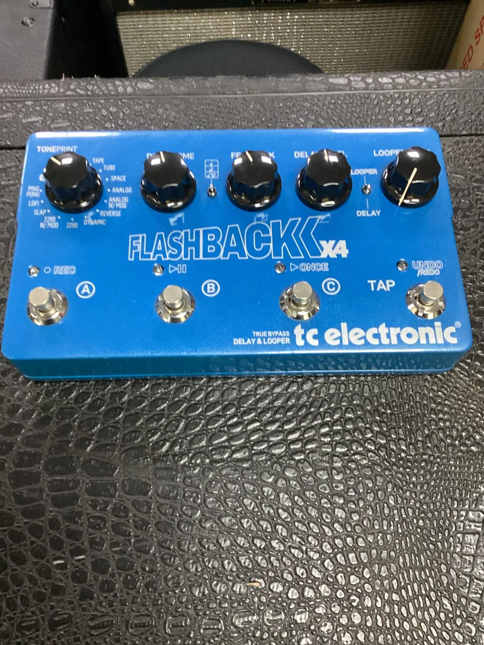 TC Electronic Flashback X4 pedale delay looper usato