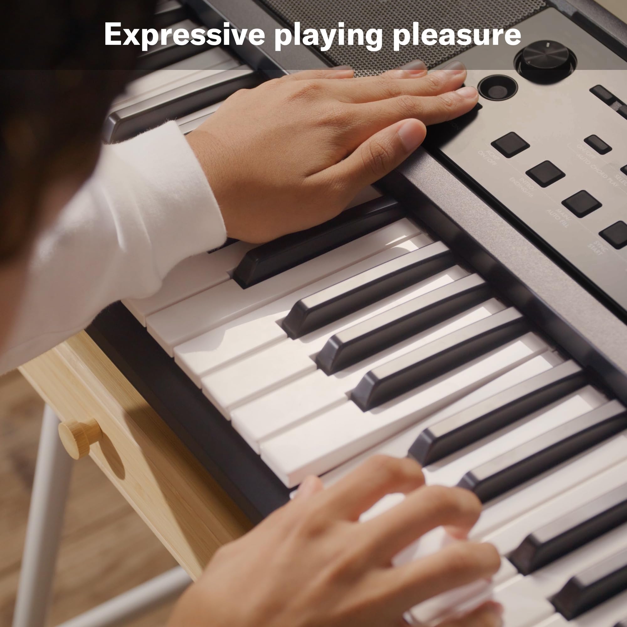 Yamaha PSR-E383 Tastiera 61 Tasti Touch 650 Voices