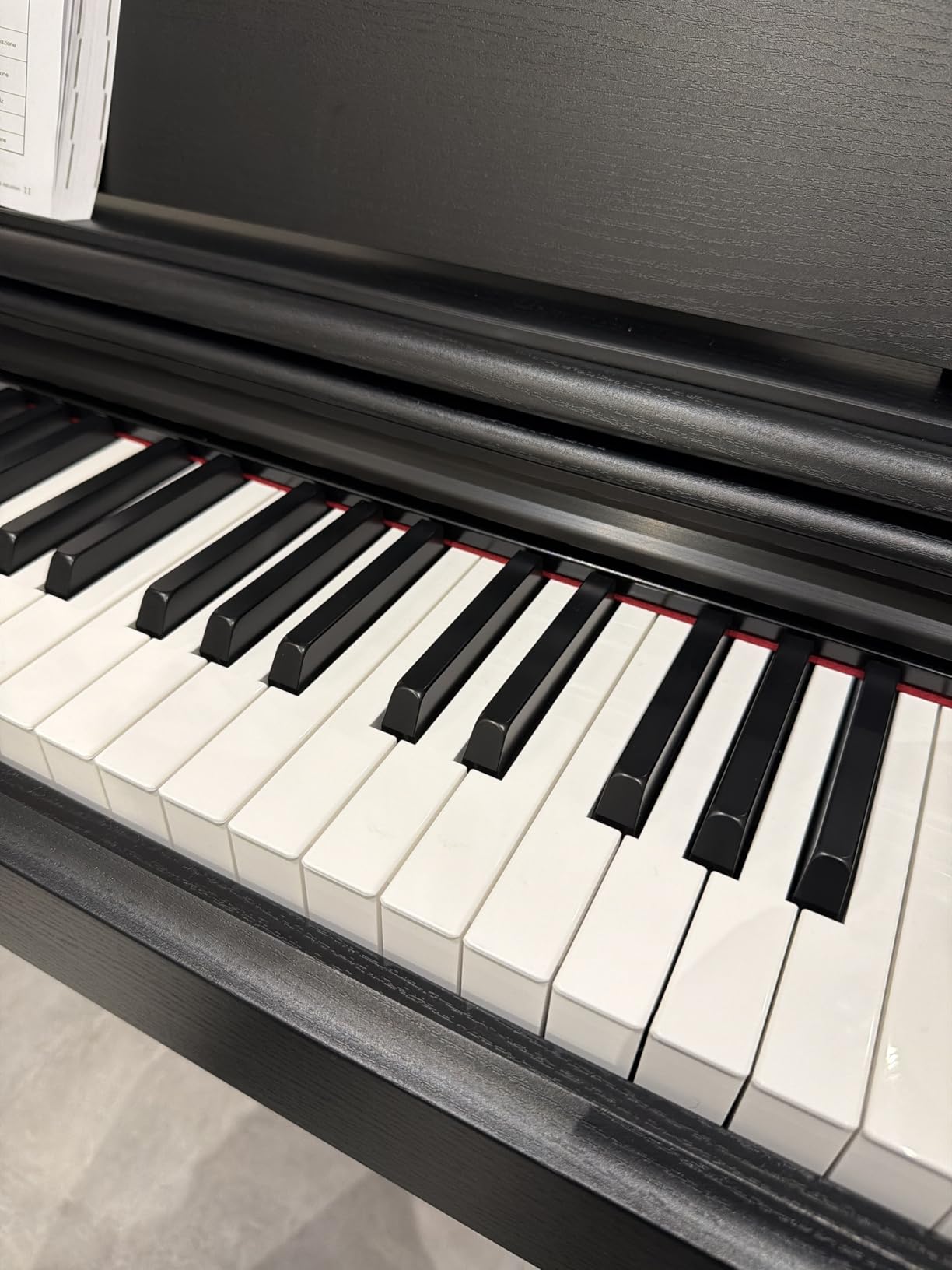 Yamaha Arius YDP-105 pianoforte digitale nero 88 tasti