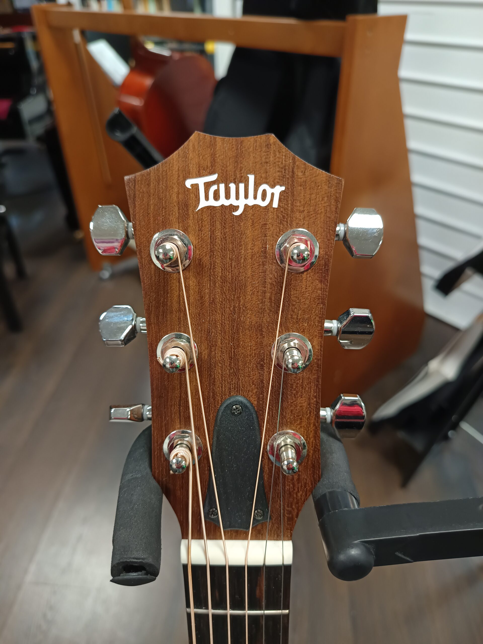 Taylor GS Mini-e Koa Plus chitarra acustica usata