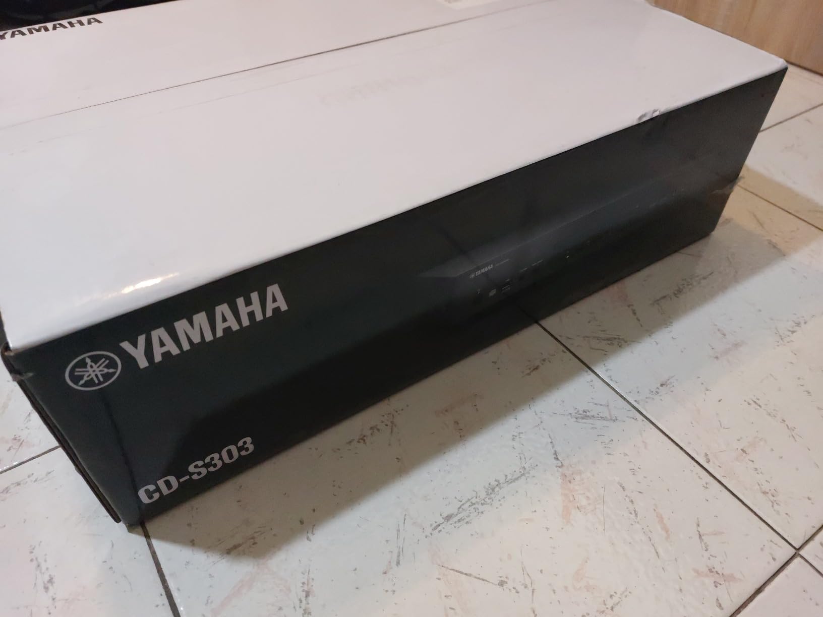 Yamaha CD-S303 Lettore CD USB Hi-Res Nero