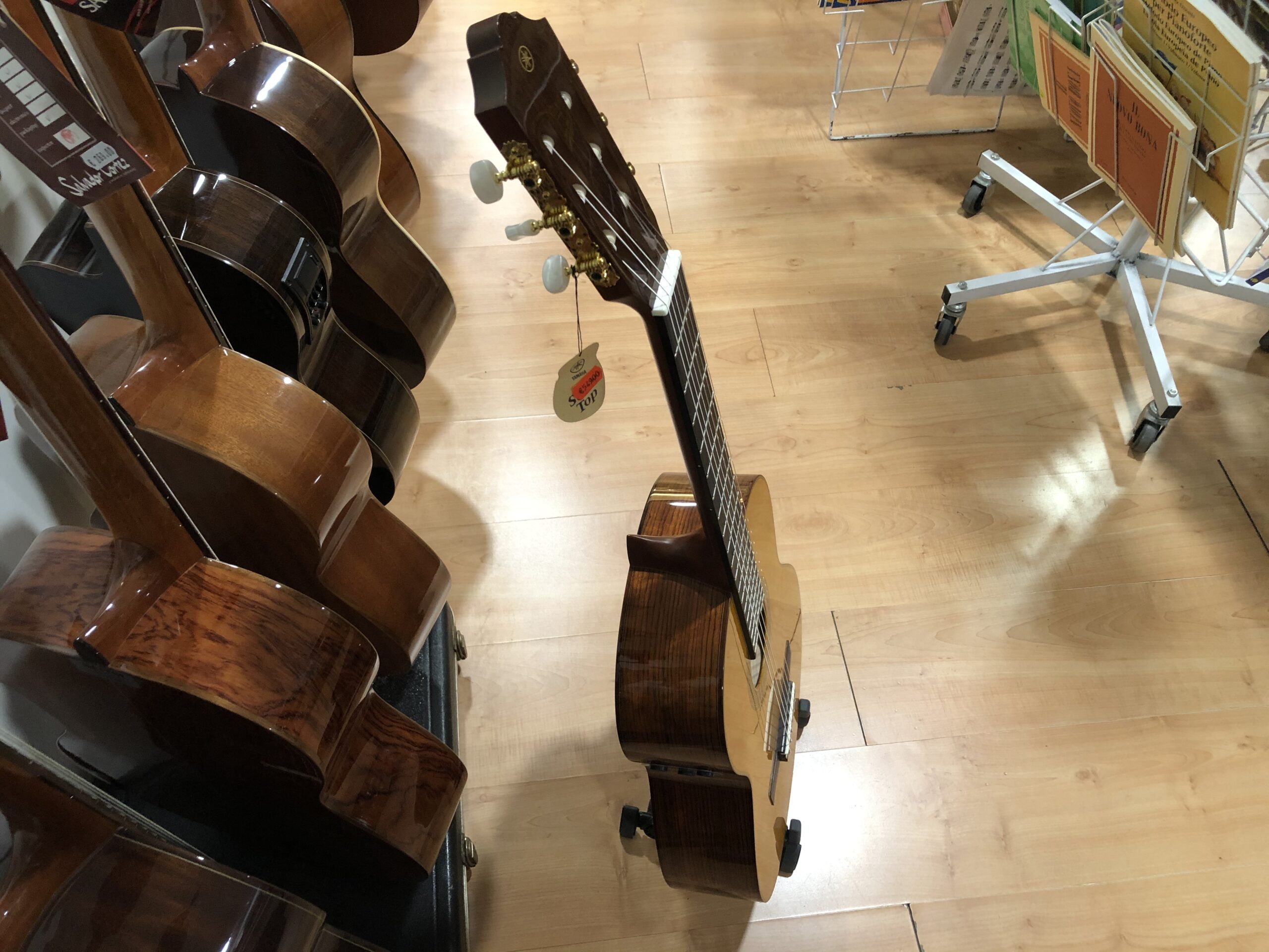 Yamaha CG-TA TransAcoustic chitarra classica nylon