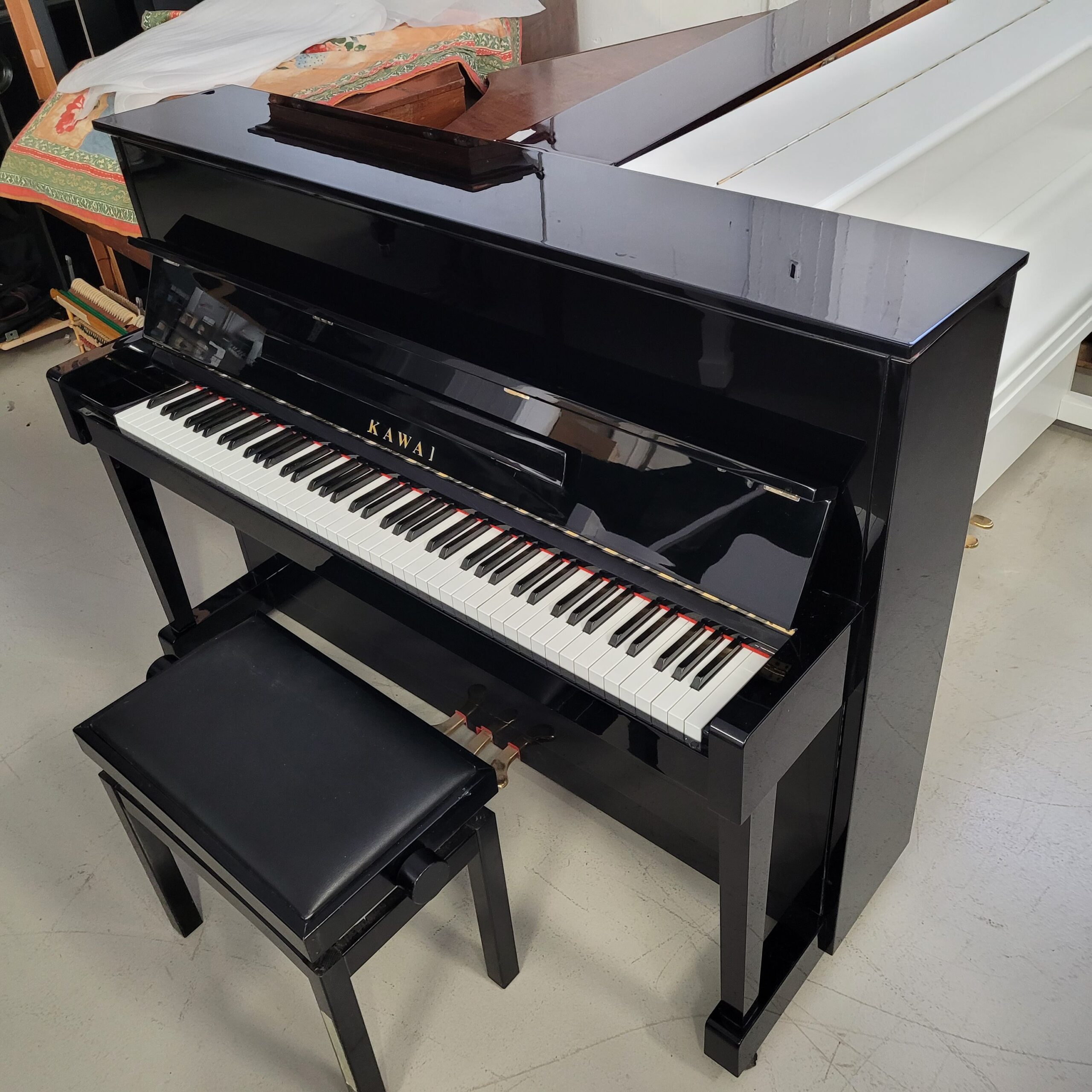 Kawai AT22 Silent Anytime pianoforte verticale silent
