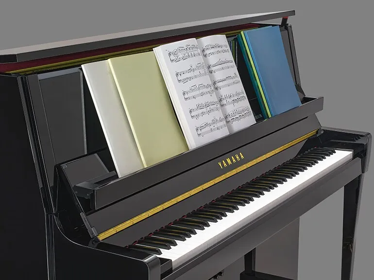Yamaha B30 pianoforte verticale acustico 121cm