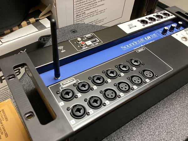 Soundcraft Ui16 mixer digitale wifi usato occasione