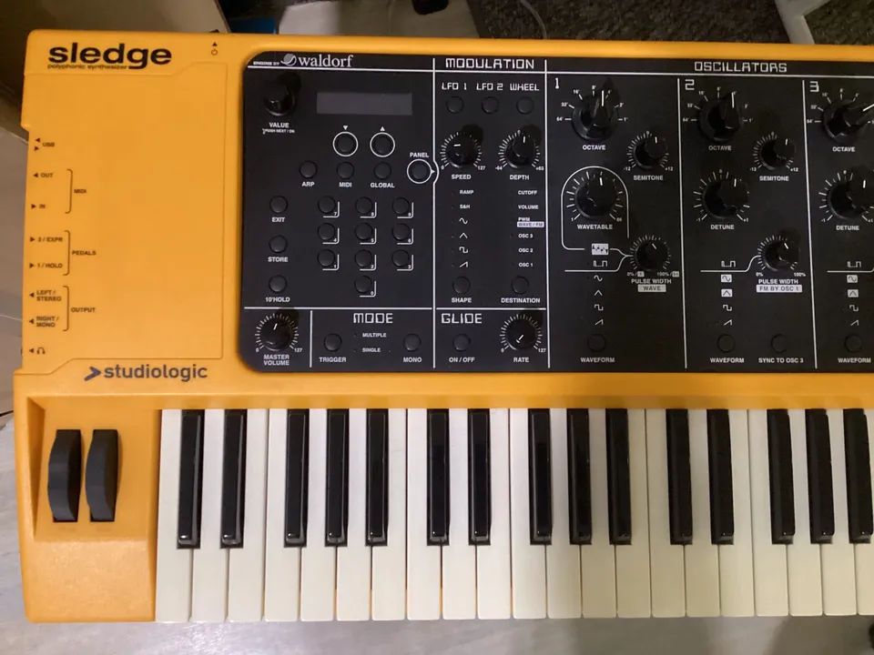 Studiologic Sledge 2.0 sintetizzatore 61 tasti usato 24 voci
