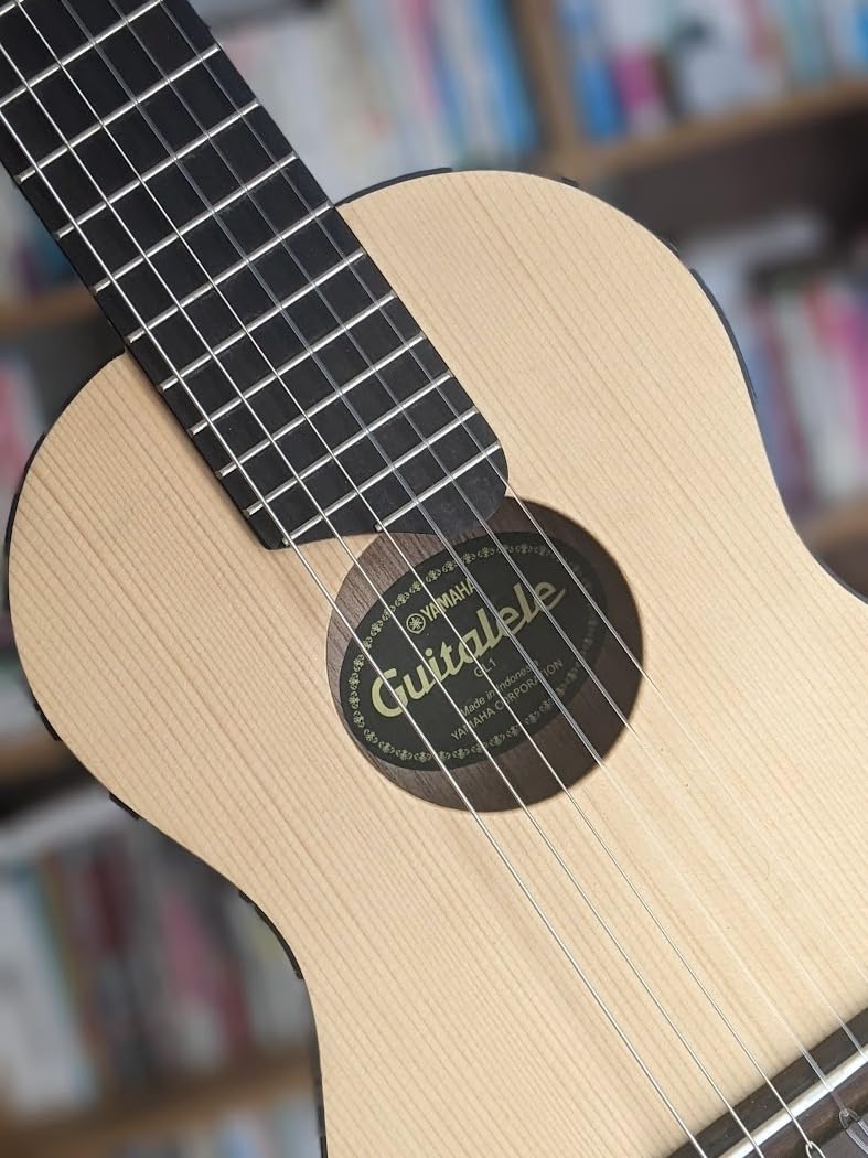 Yamaha GL1 Guitalele 6 Corde Naturale con Borsa