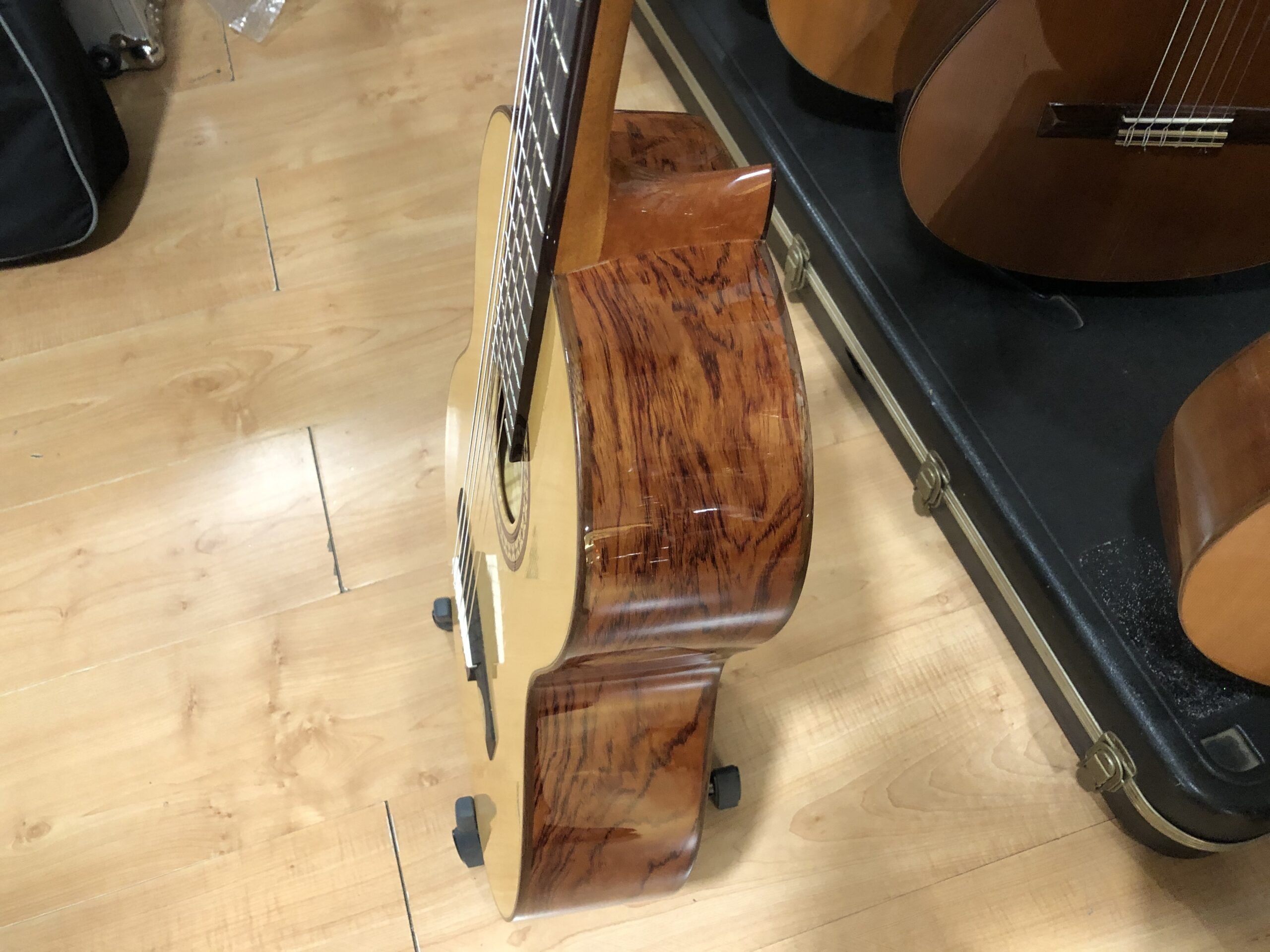 Salvador Cortez CS-25 Chitarra classica studio nylon
