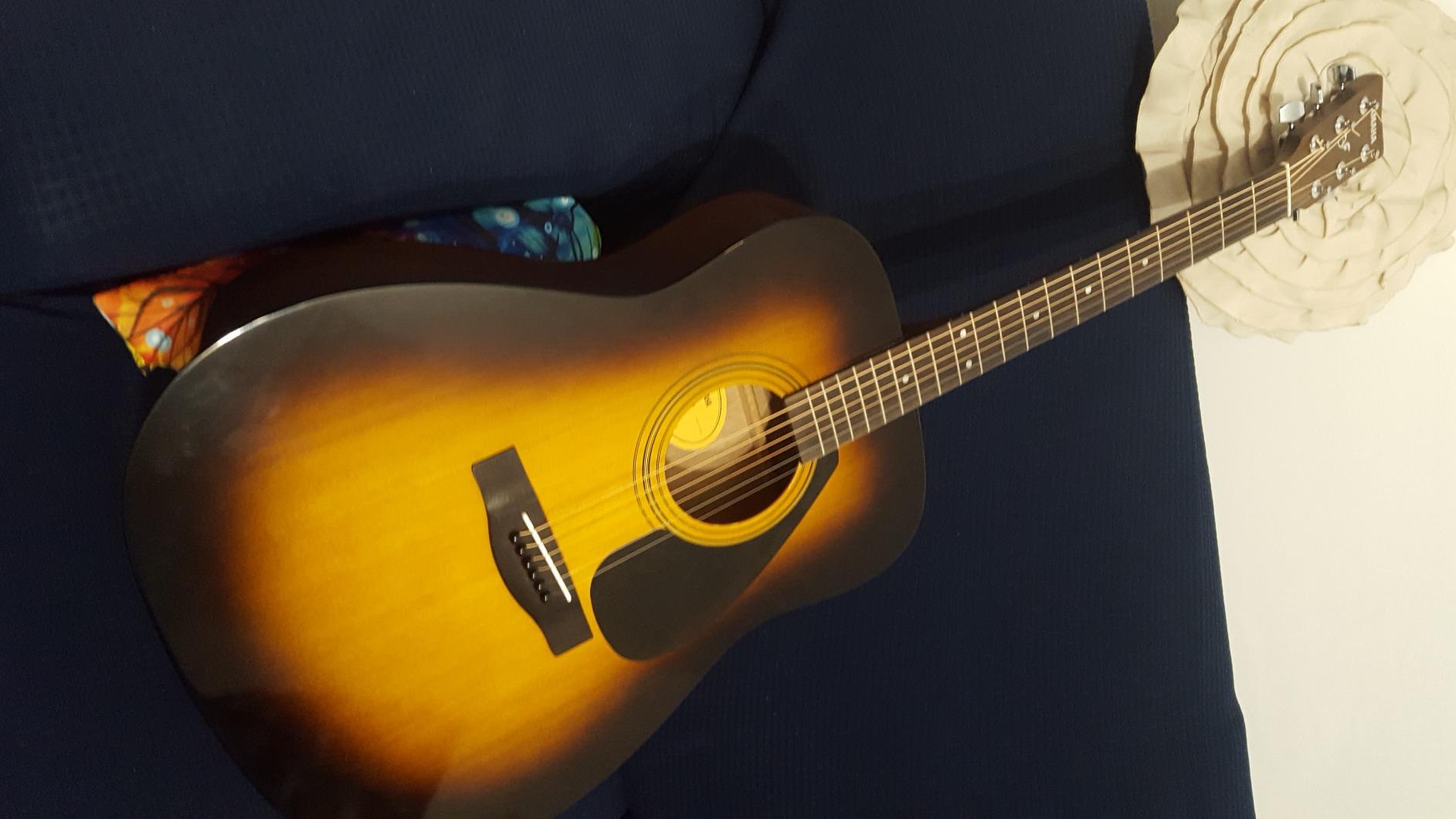 Yamaha F310 Chitarra Folk Acustica Tobacco Sunburst Acciaio