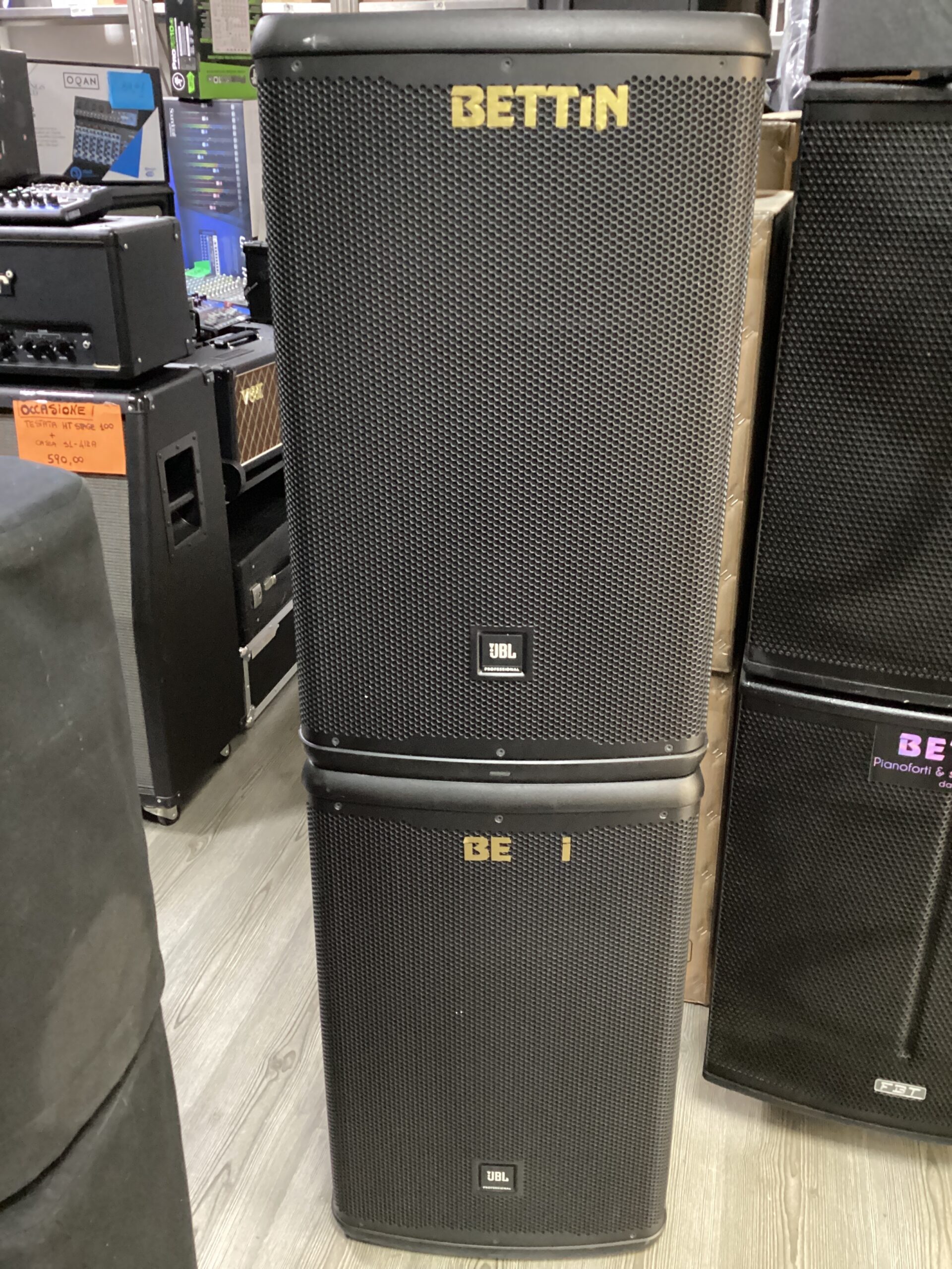 JBL EON 715 Cassa Amplificata 15" Coppia Ex-Demo Attiva
