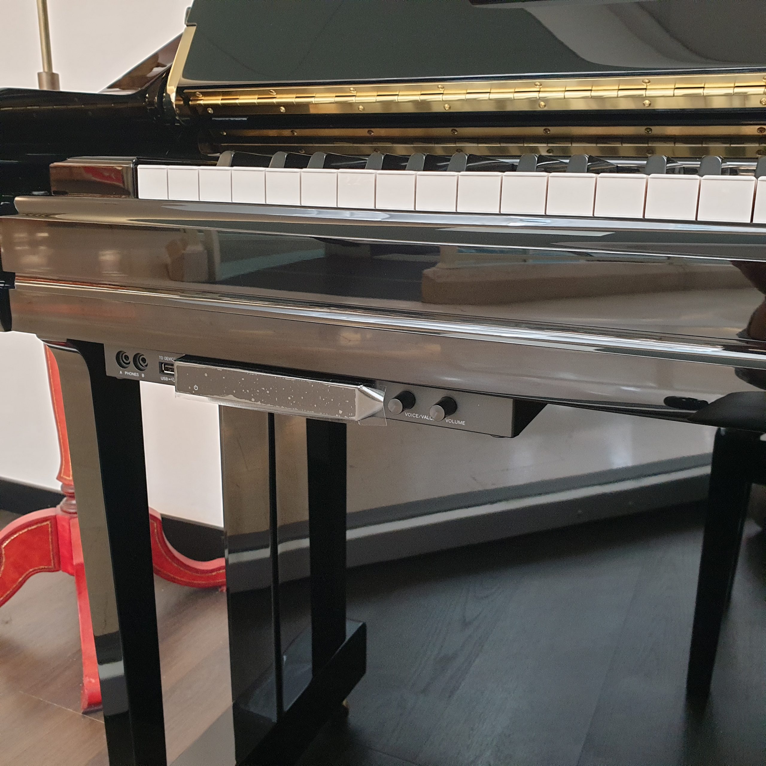 Yamaha U1 pianoforte verticale Disklavier Enspire ST