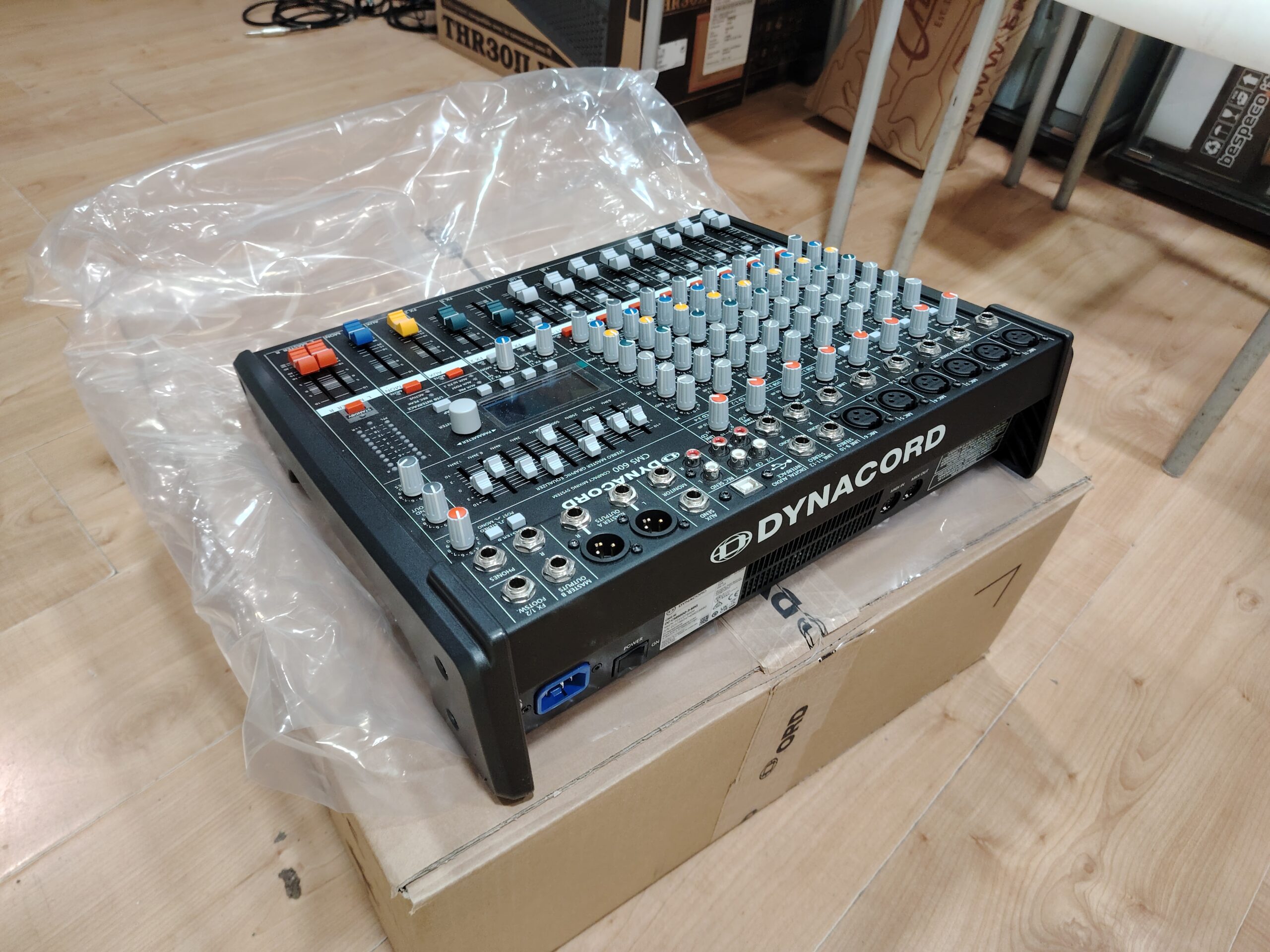 Dynacord CMS600-3 mixer 8 canali USB Demo