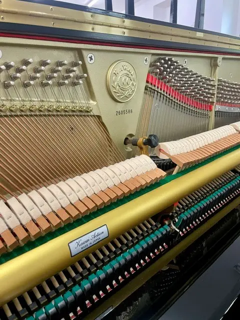 Kawai K8 pianoforte verticale usato 134 cm professionale