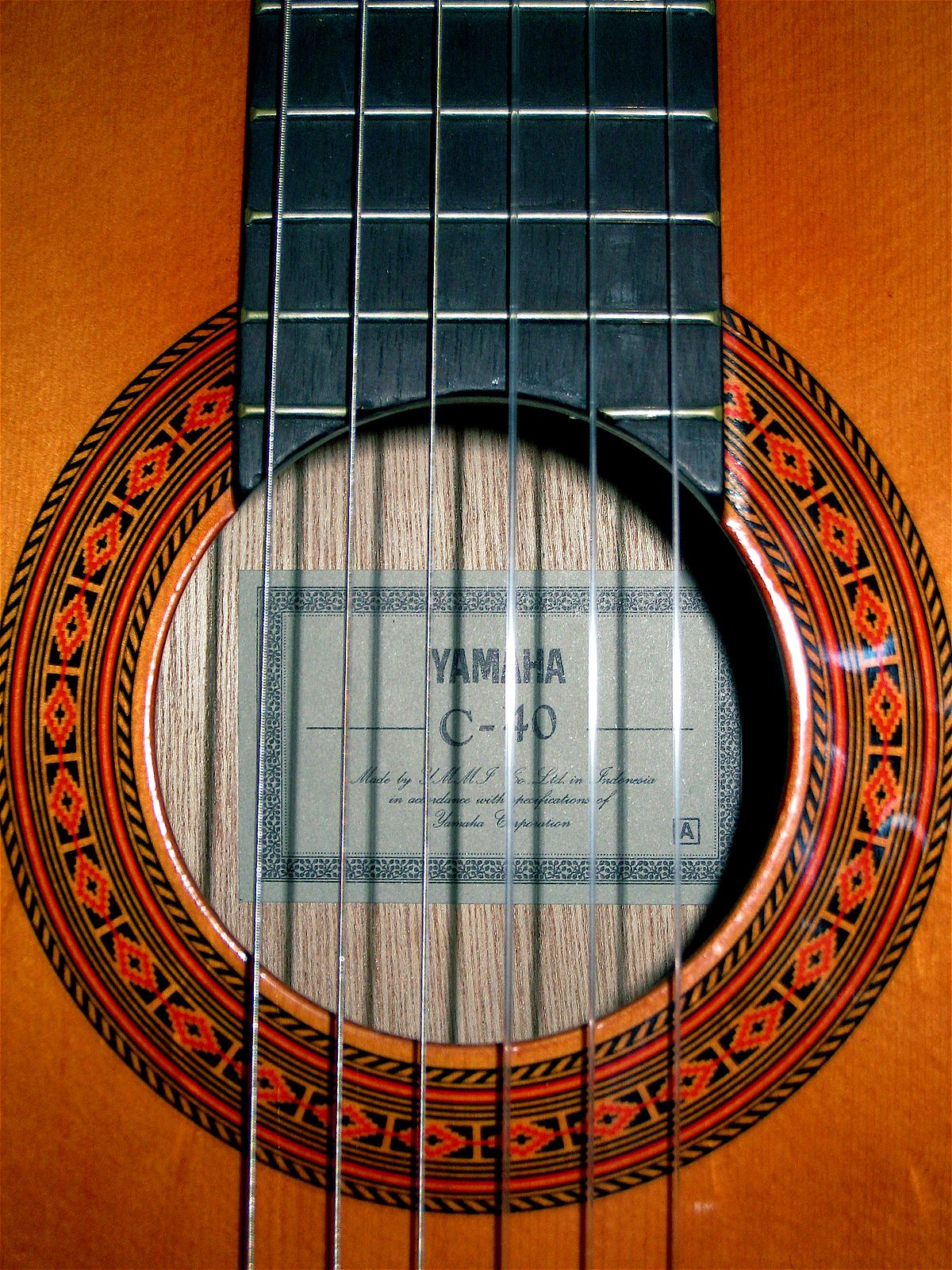 Yamaha C40 Chitarra Classica 4/4 con Custodia