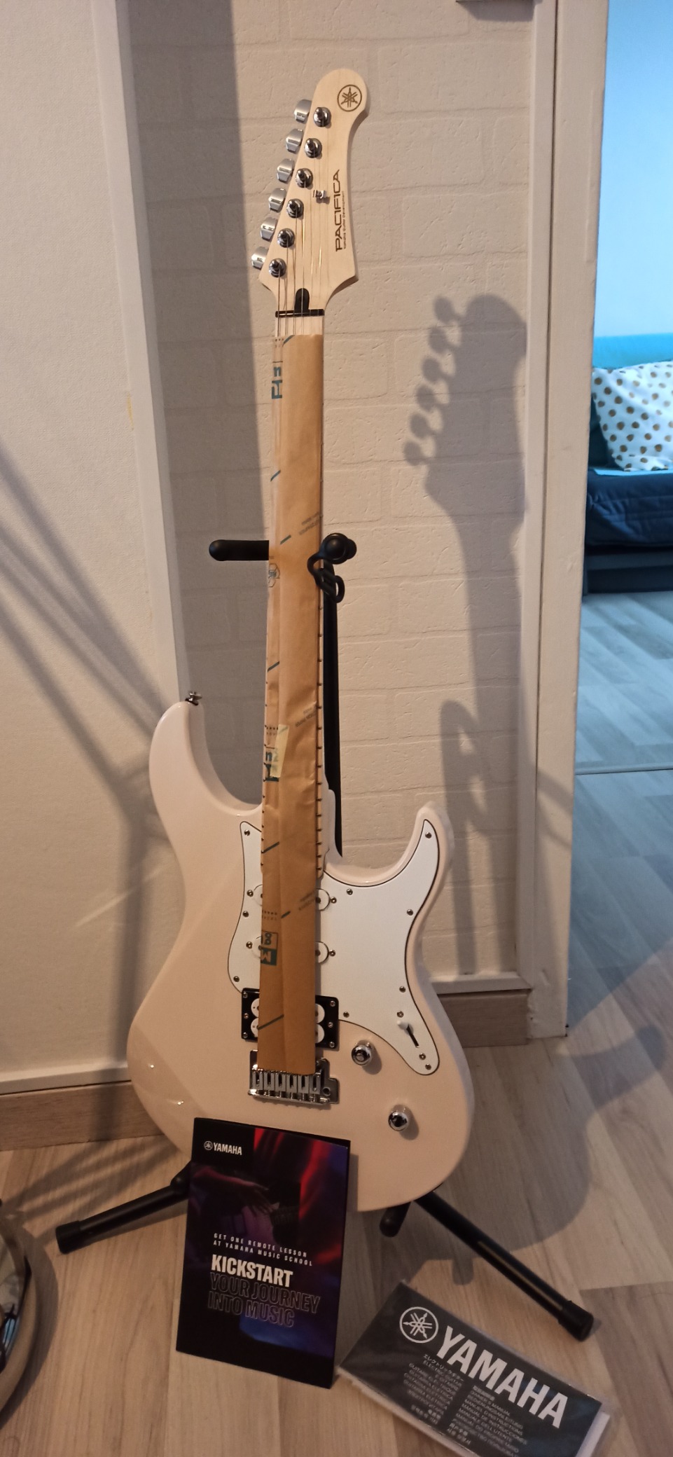 Yamaha Pacifica 112VM Chitarra Elettrica Rosa Sonic HSS