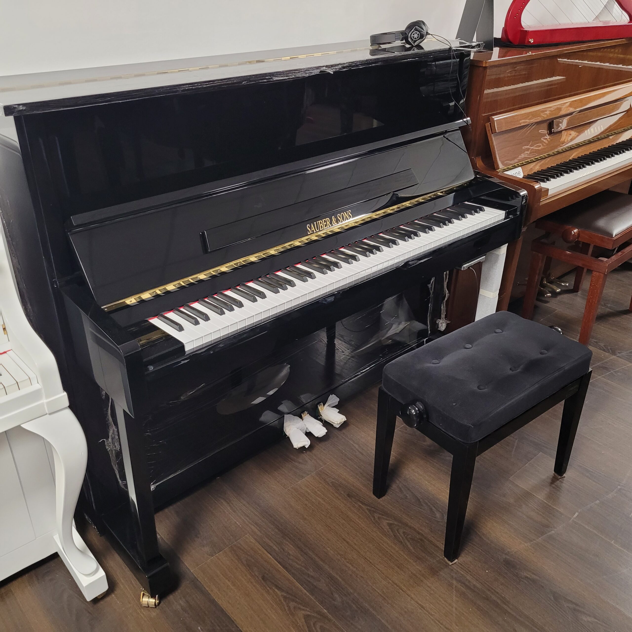 Sauber and Sons L122 Silent Pianoforte verticale nuovo
