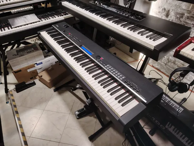 Yamaha CP4 stage piano 88 tasti legno