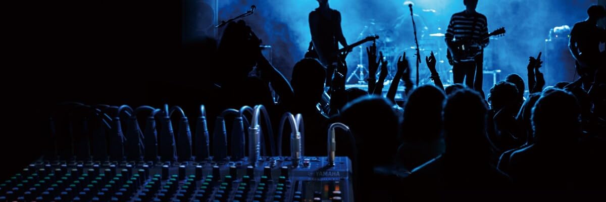 Yamaha MG12XU Mixer 12 Canali Nero con USB ed Effetti
