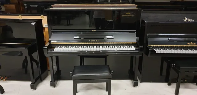 Yamaha U3H pianoforte verticale ricondizionato certificato acustico