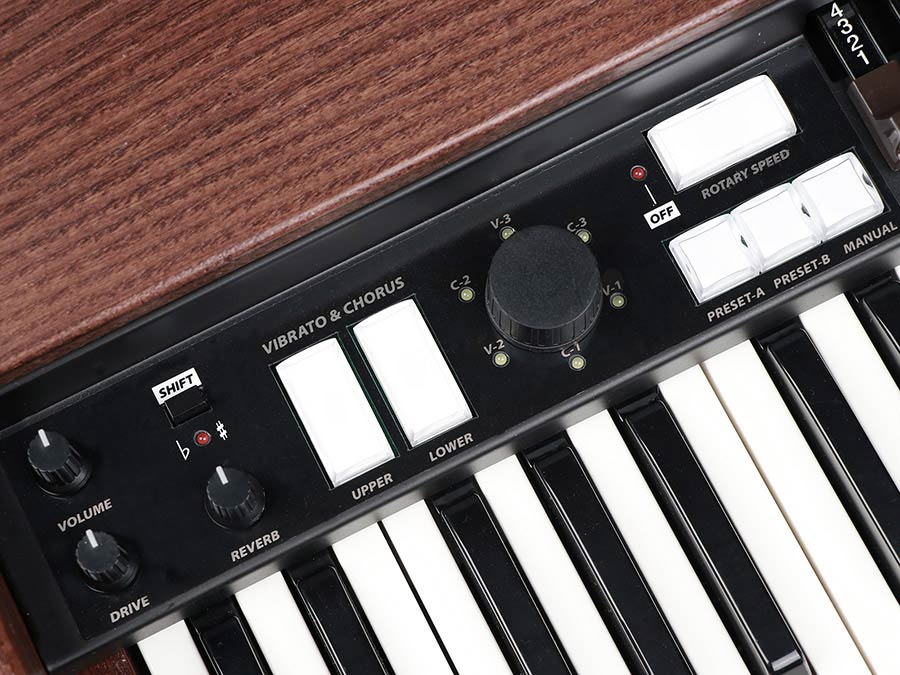 Crumar Mojo Classic organo doppio manuale 61 tasti