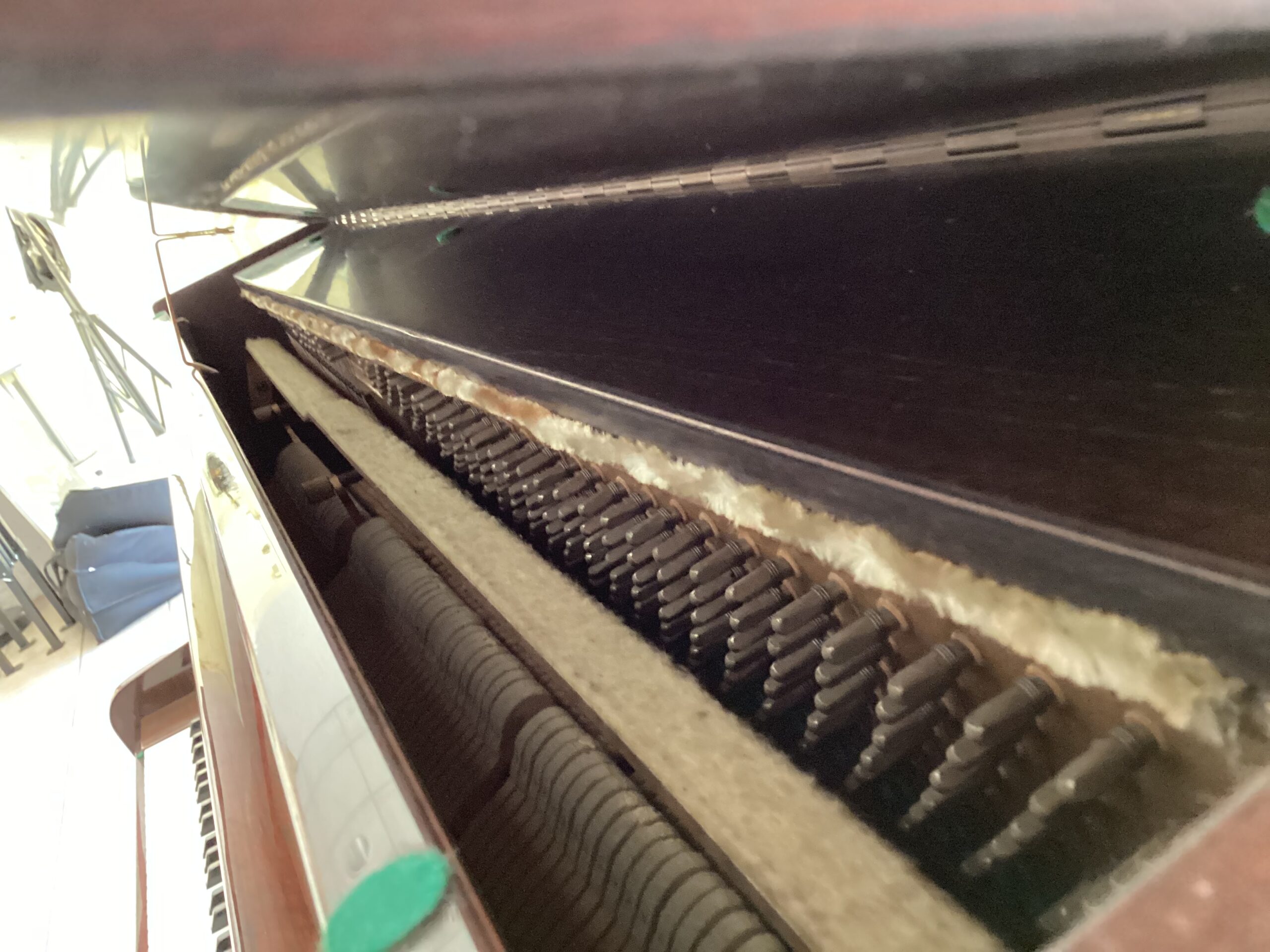 Rönisch Pianoforte verticale usato mogano 3 pedali