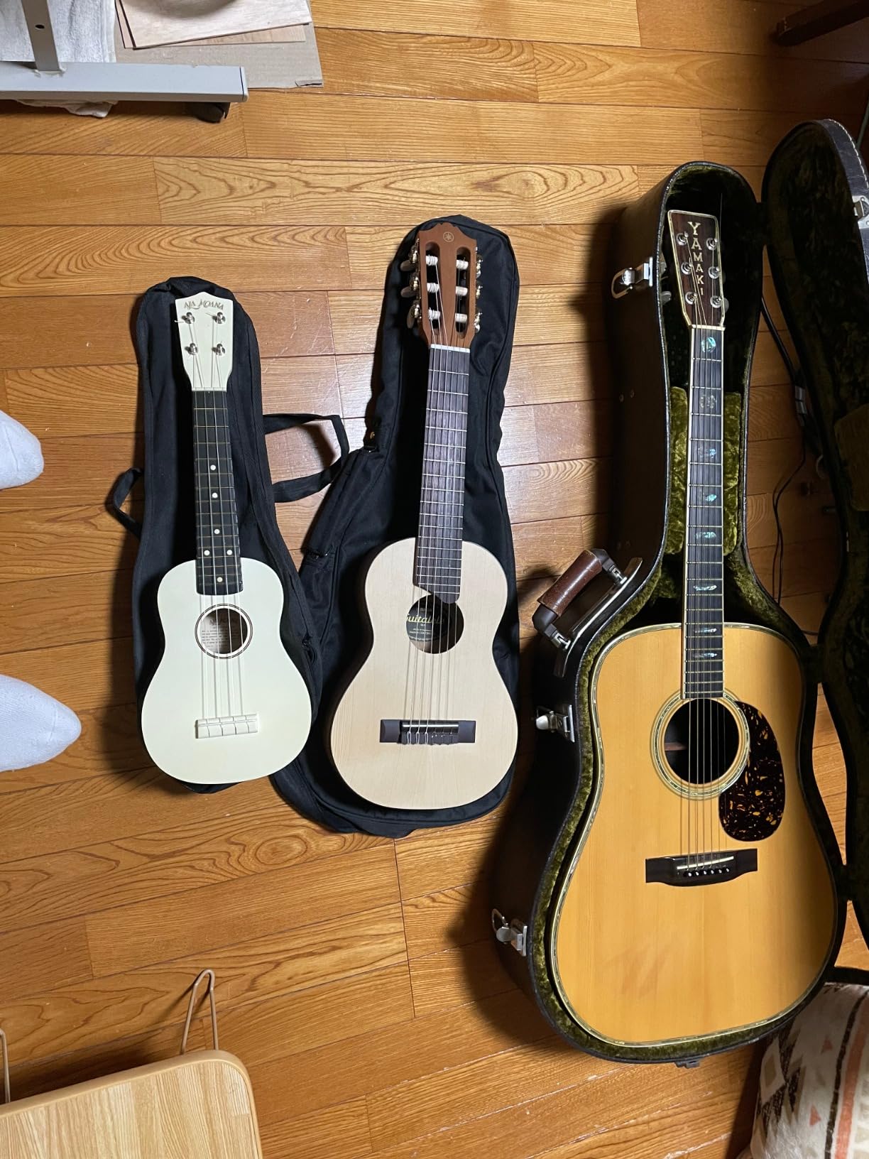 Yamaha GL1 Guitalele 6 Corde Naturale con Borsa