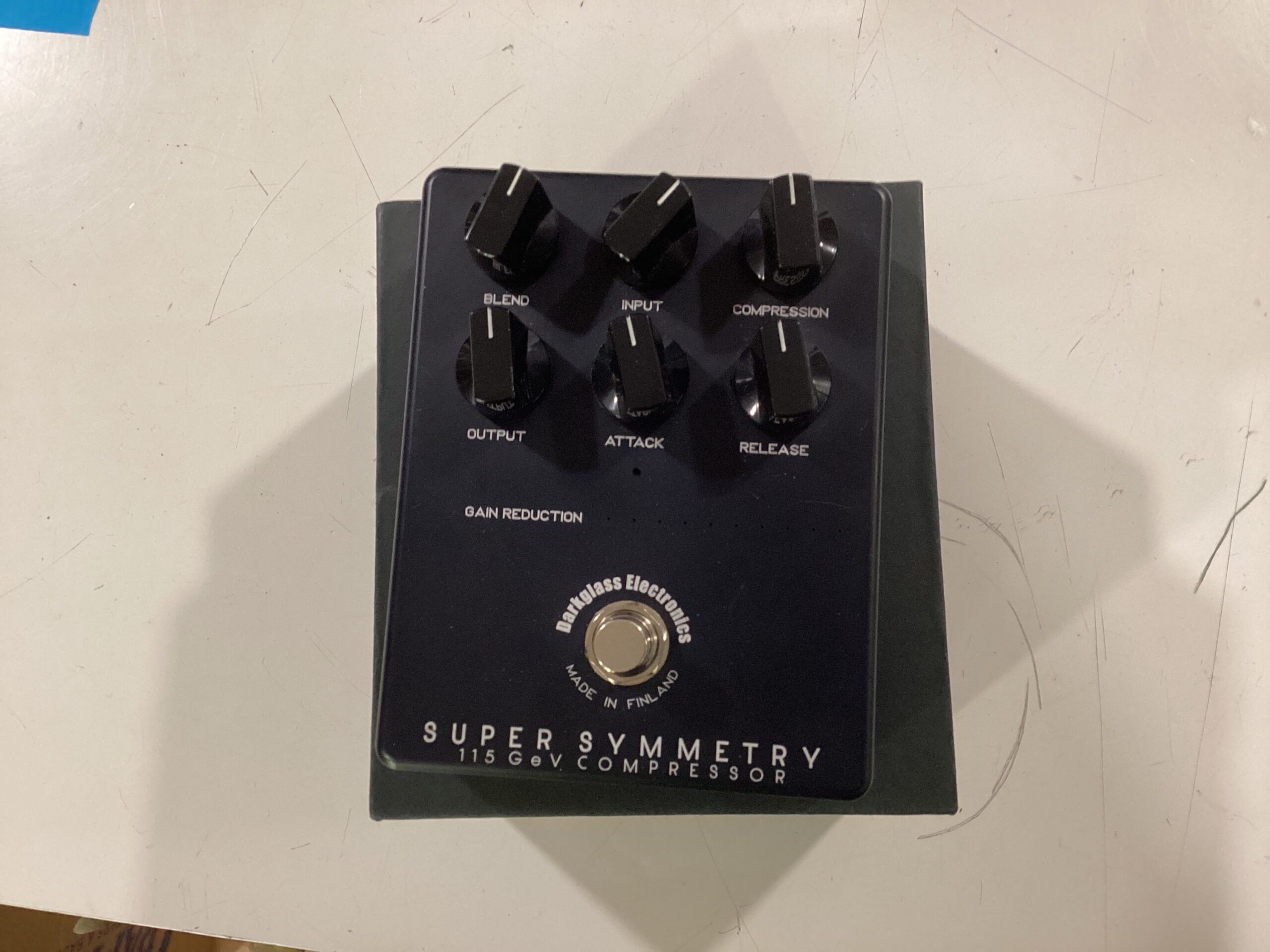 Darkglass Super Symmetry compressore basso Limited Edition usato