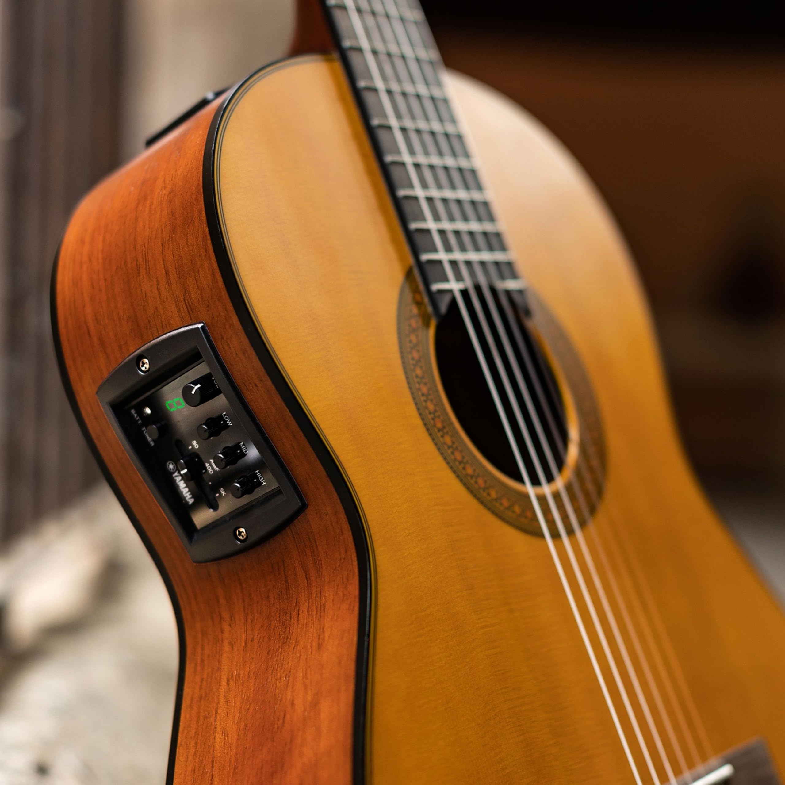 Yamaha CGX122MC Elettroacustica Classica Cedro System73 4/4