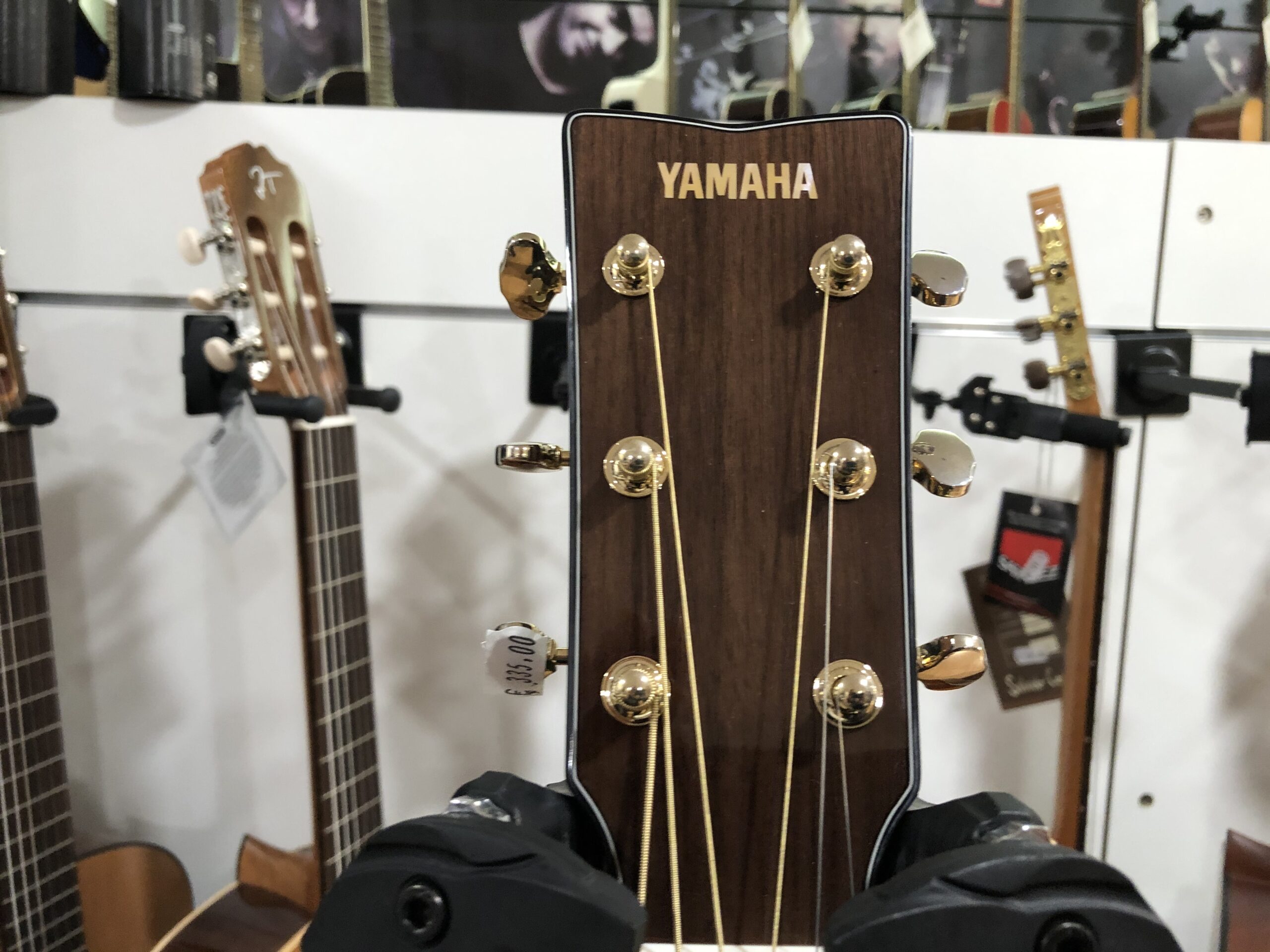 Yamaha Storia III chitarra acustica elettrificata brown