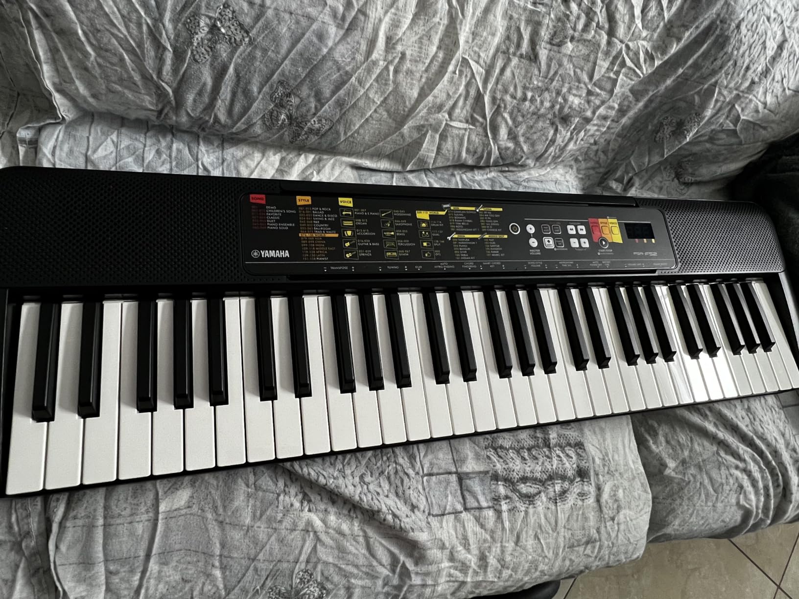 Yamaha PSR-F52 Tastiera Digitale 61 Tasti Nera 144 Voci