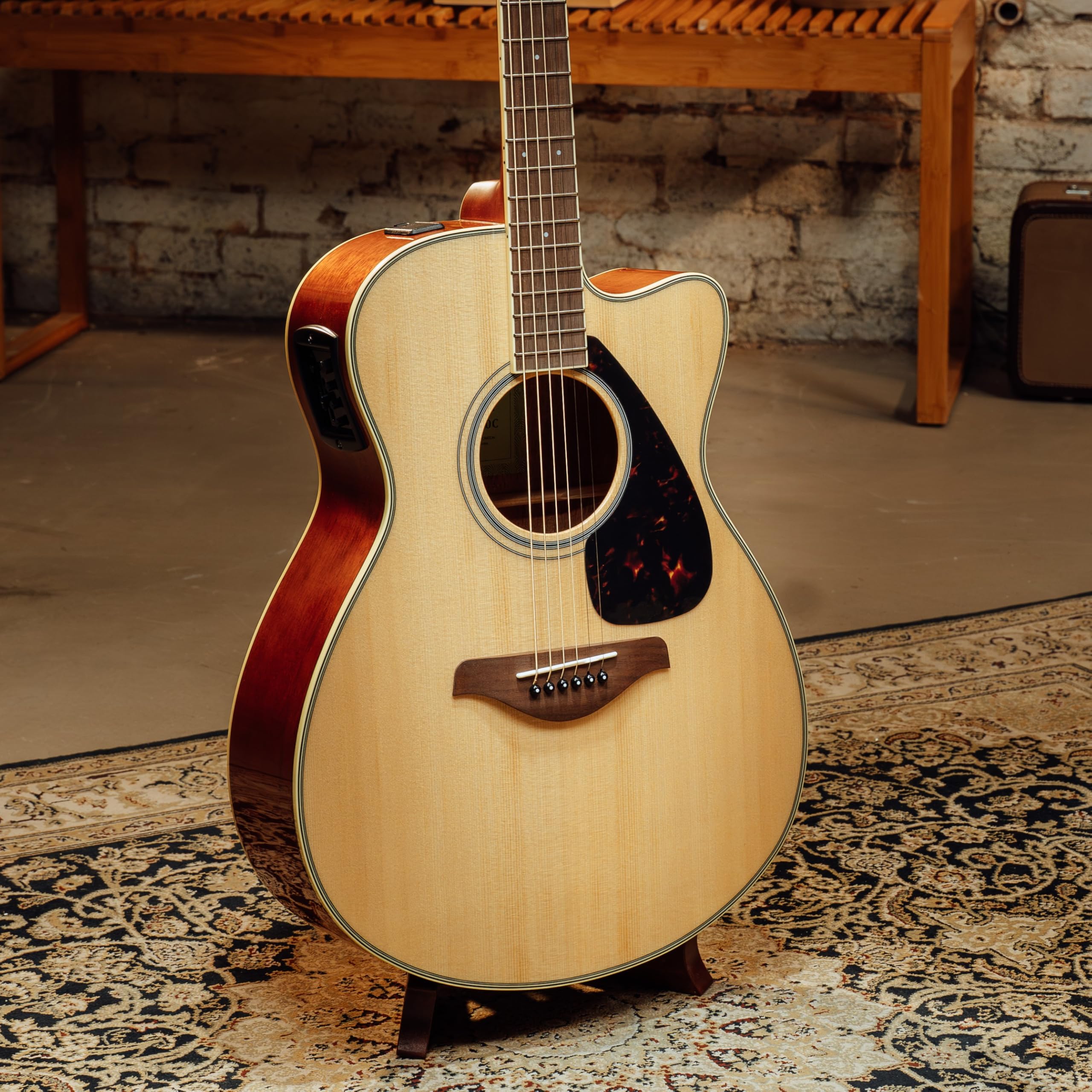 Yamaha FGX820C Chitarra Elettroacustica Natural abete