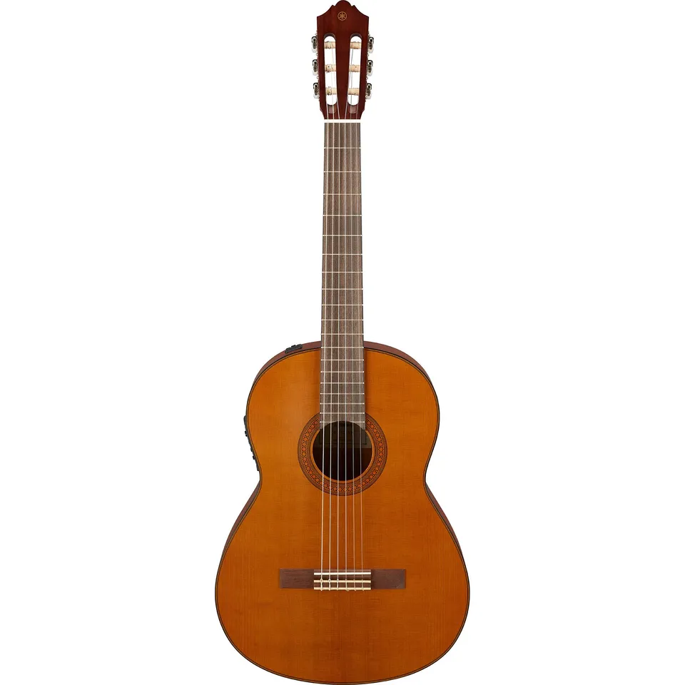 Yamaha CGX122MC chitarra classica cedro elettrificata