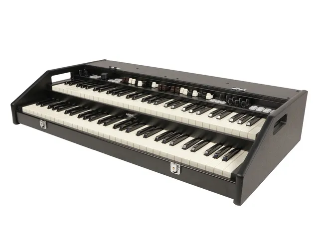 Crumar Mojo Suitcase organo elettrico portatile drawbar