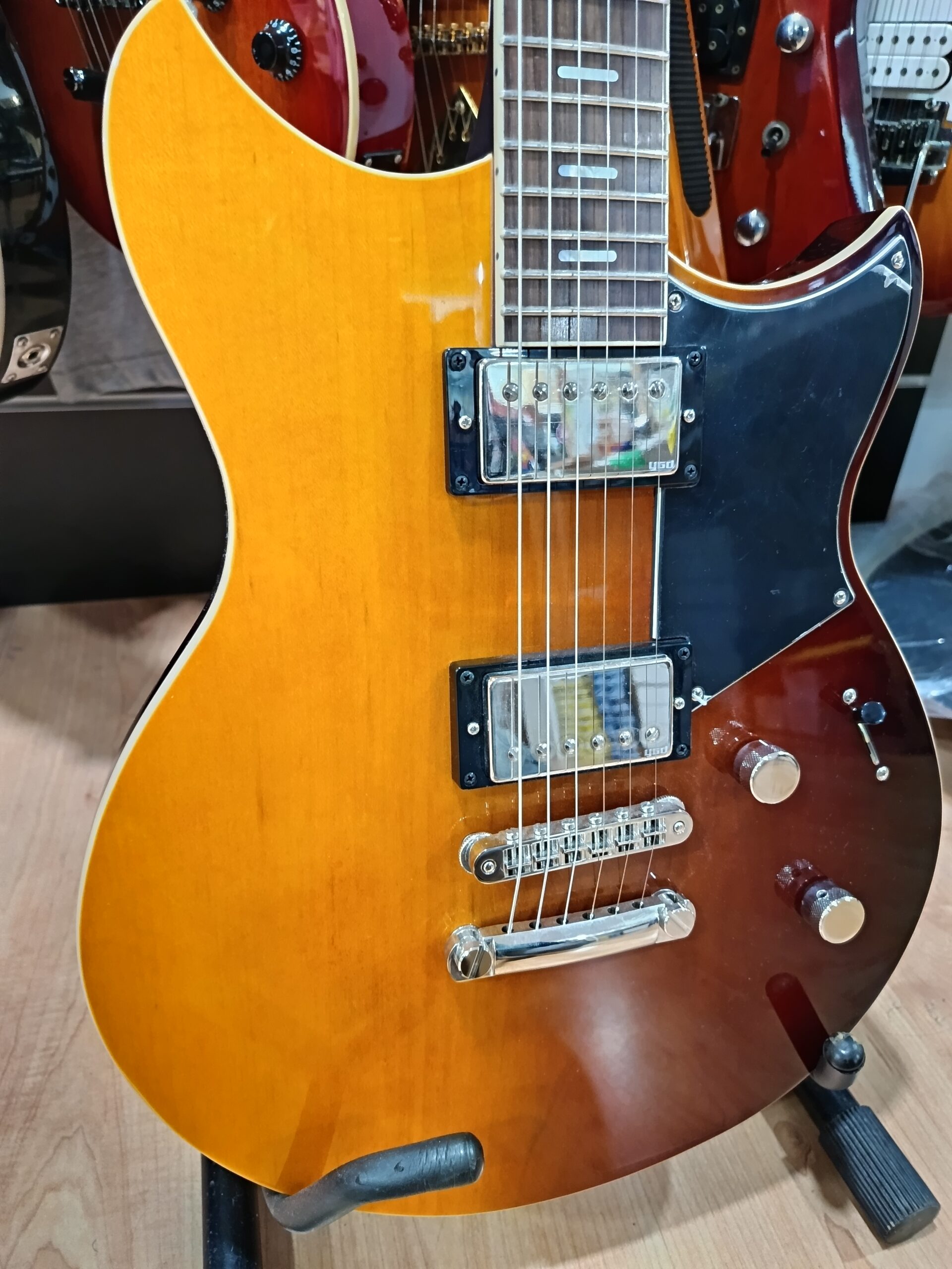 Yamaha Revstar RSS20 chitarra elettrica Sunset Burst usato