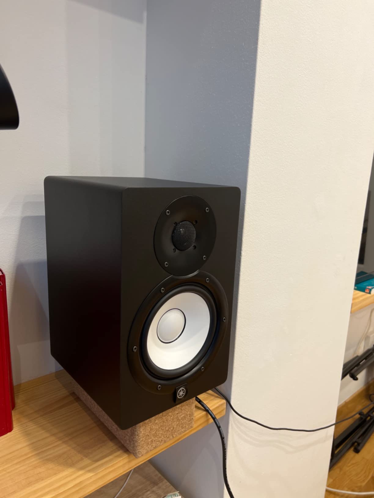 Yamaha HS7 Monitor Studio Nero 6.5" Bi-Amplificato
