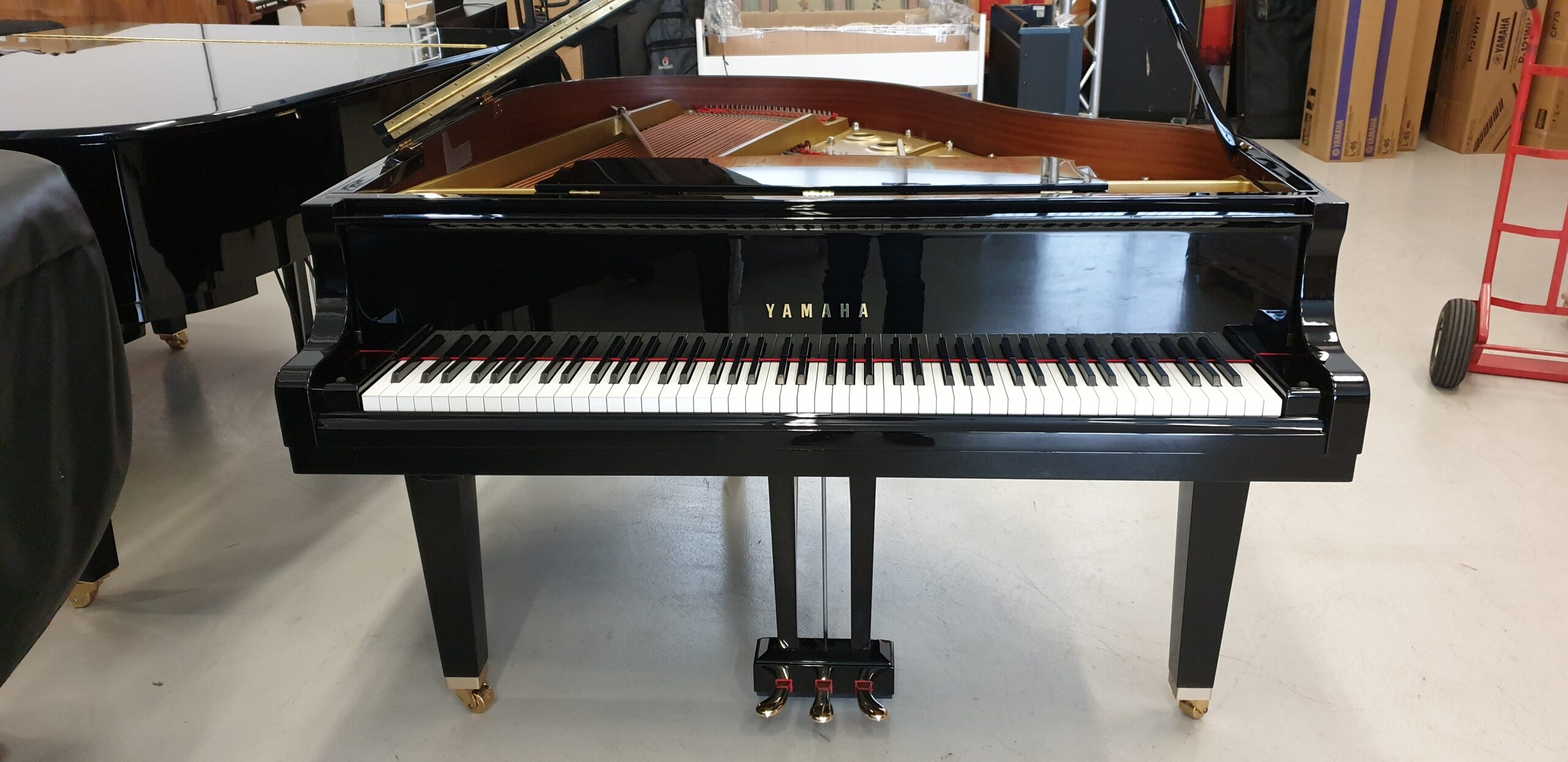 Yamaha A1 pianoforte a coda codino
