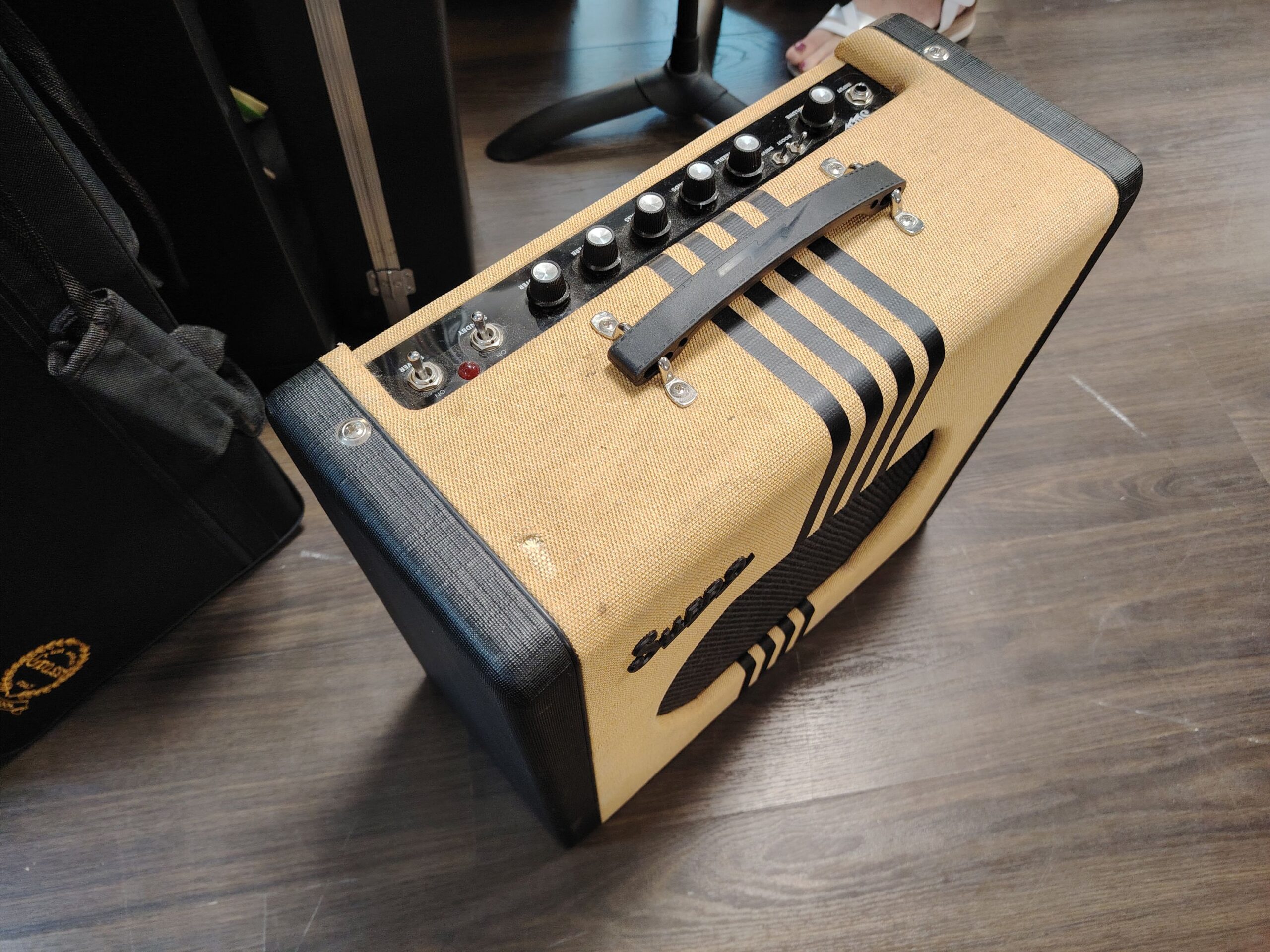 Supro Delta King 12 ampli valvolare 15W tweed usato