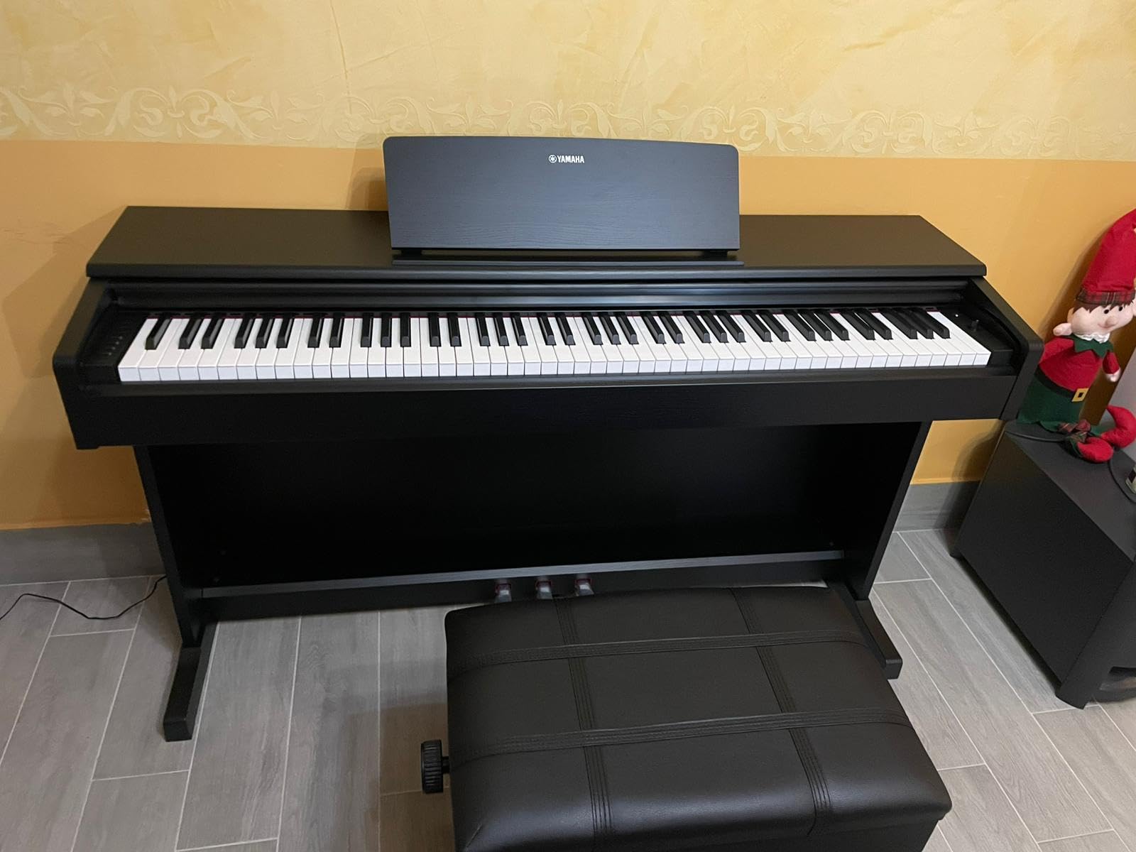 Yamaha YDP-146 Piano Digitale 88 Tasti Nero CFX Bluetooth